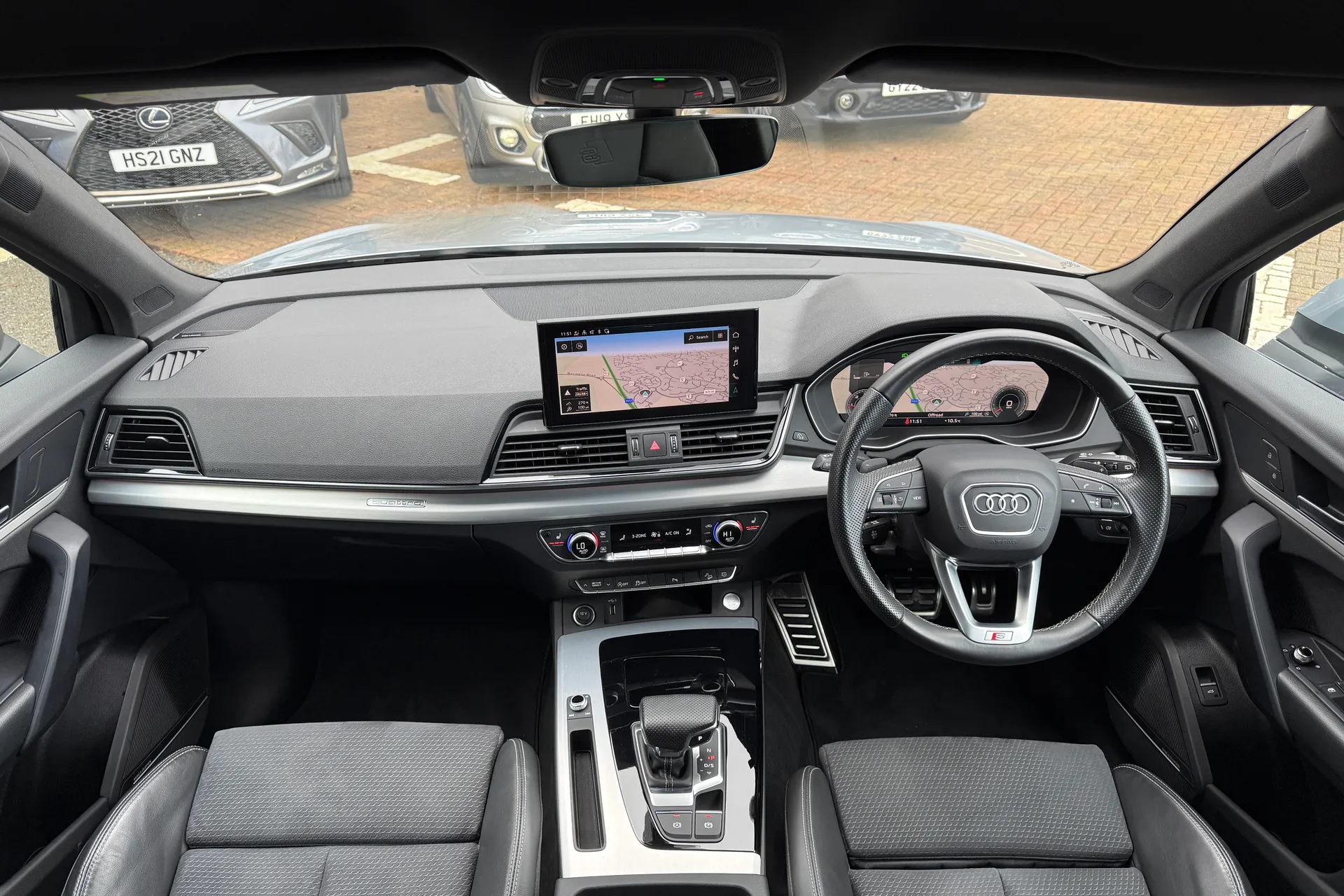 Audi Q5 thumbnail image number 3