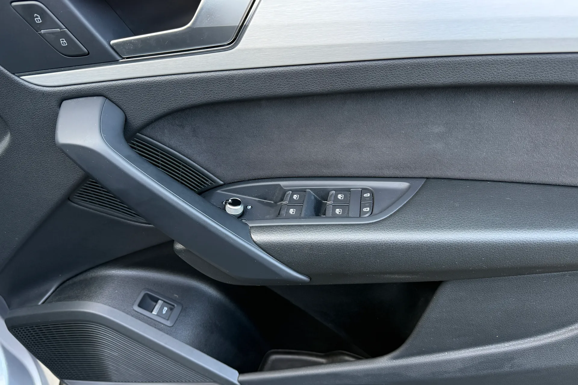 Audi Q5 thumbnail image number 40