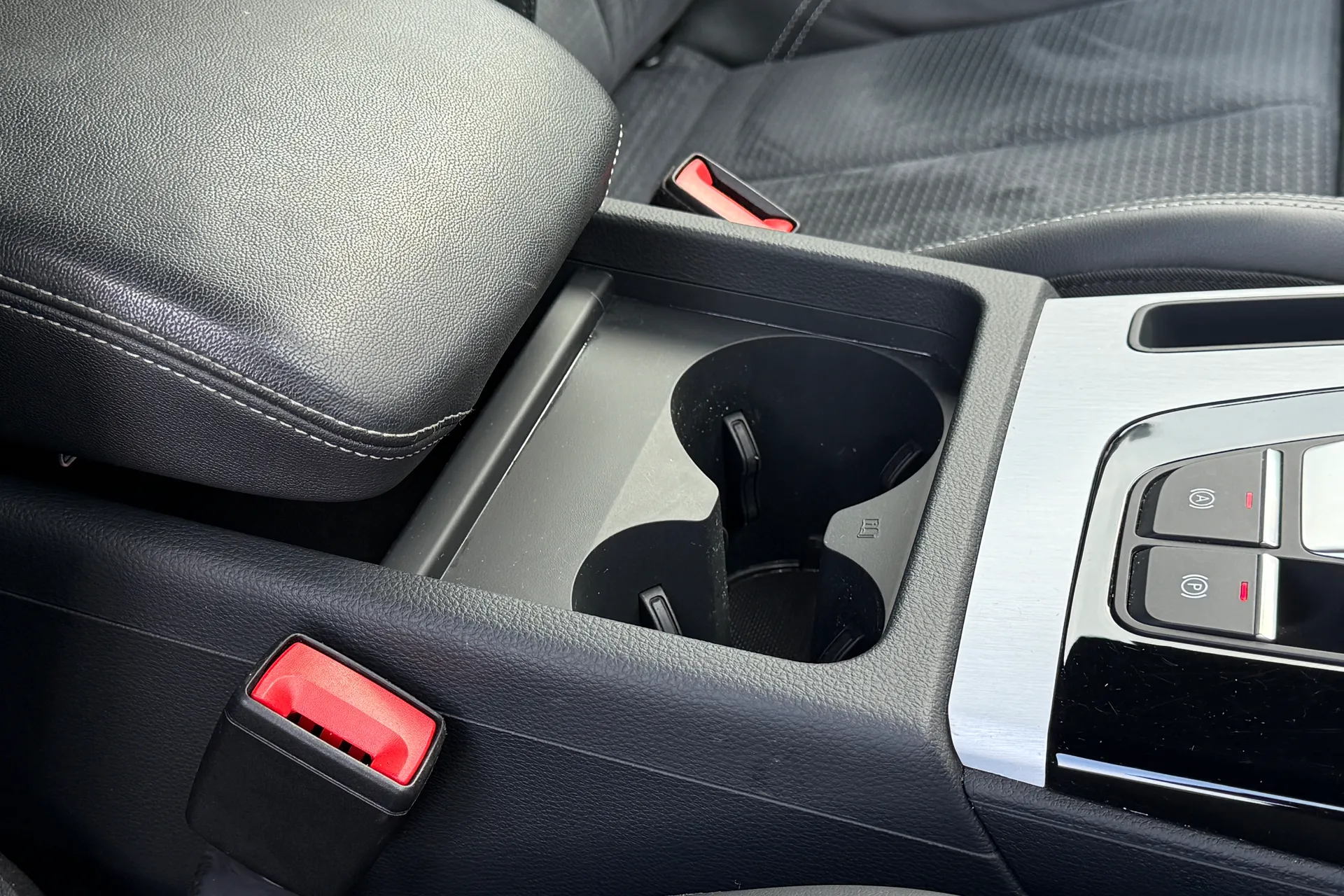 Audi Q5 thumbnail image number 43