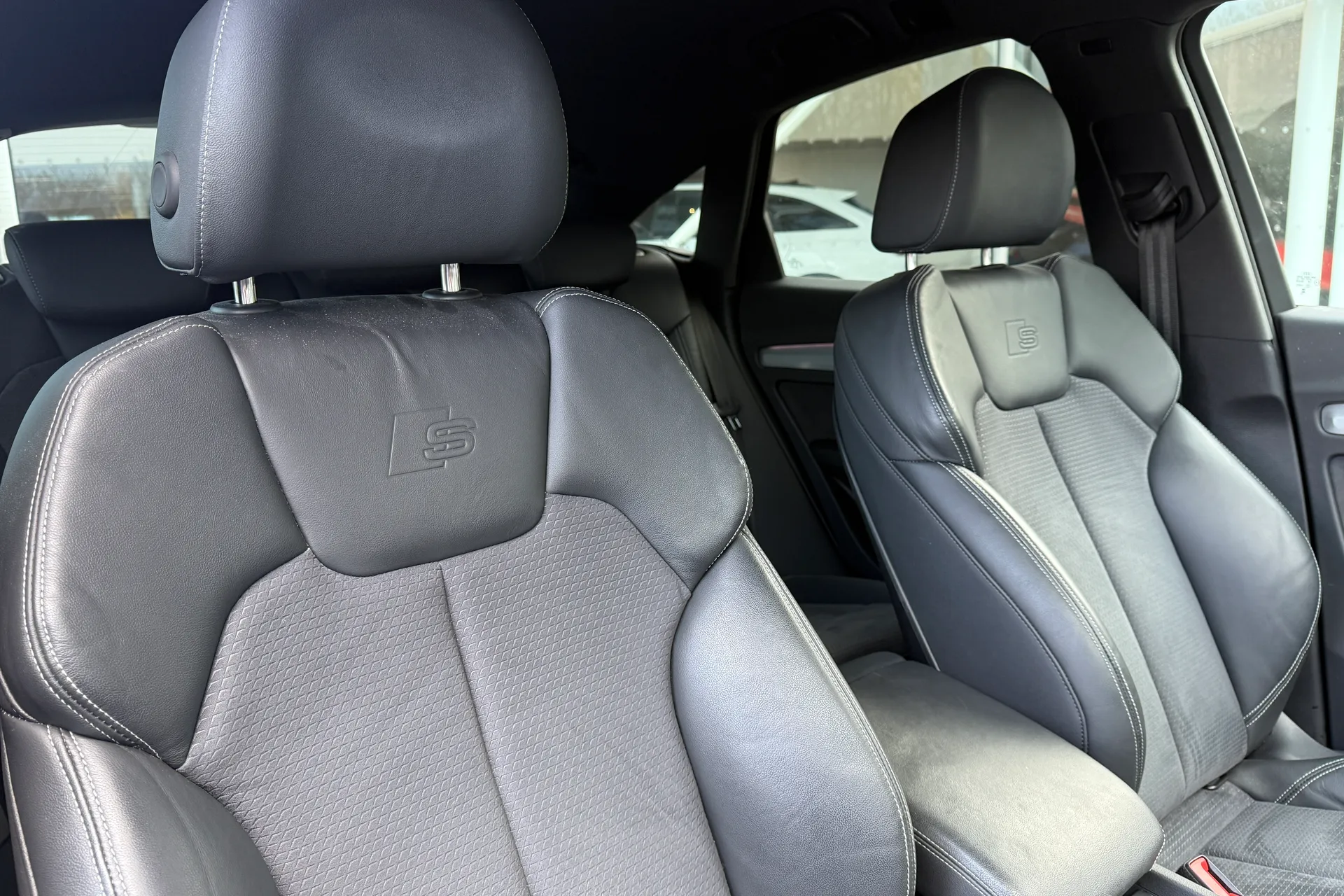 Audi Q5 thumbnail image number 49