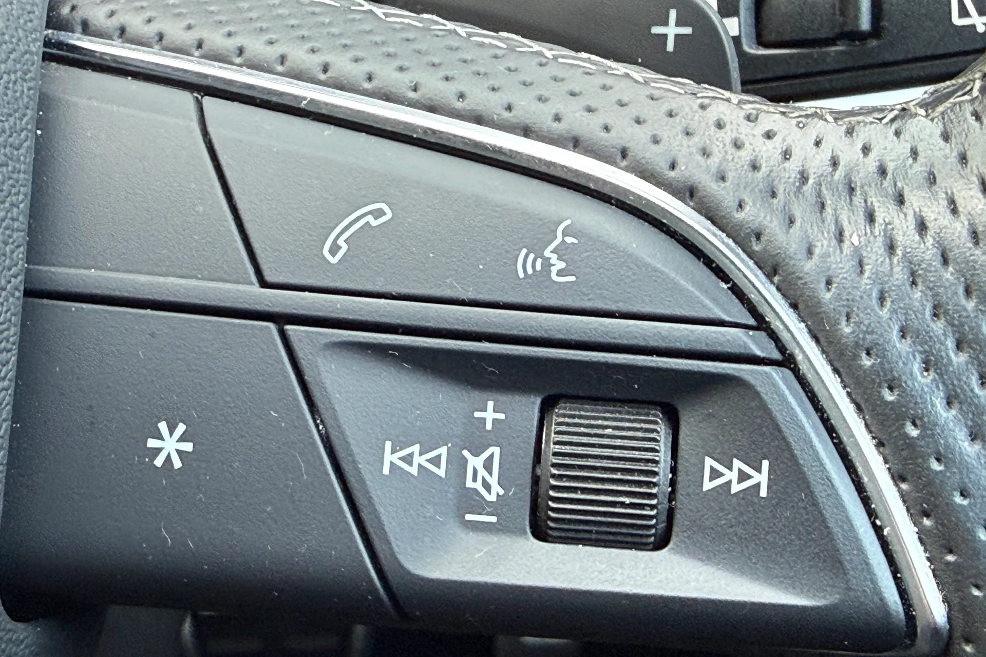 Audi Q5 thumbnail image number 54