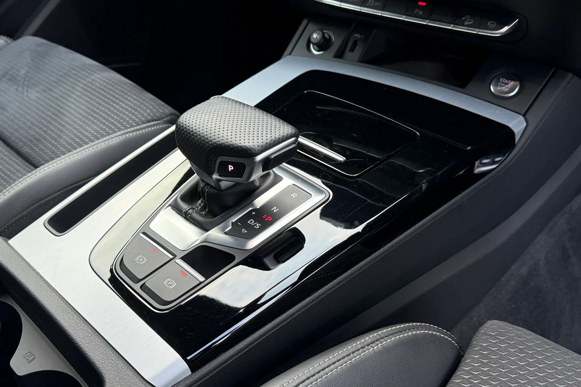 Audi Q5 thumbnail image number 44