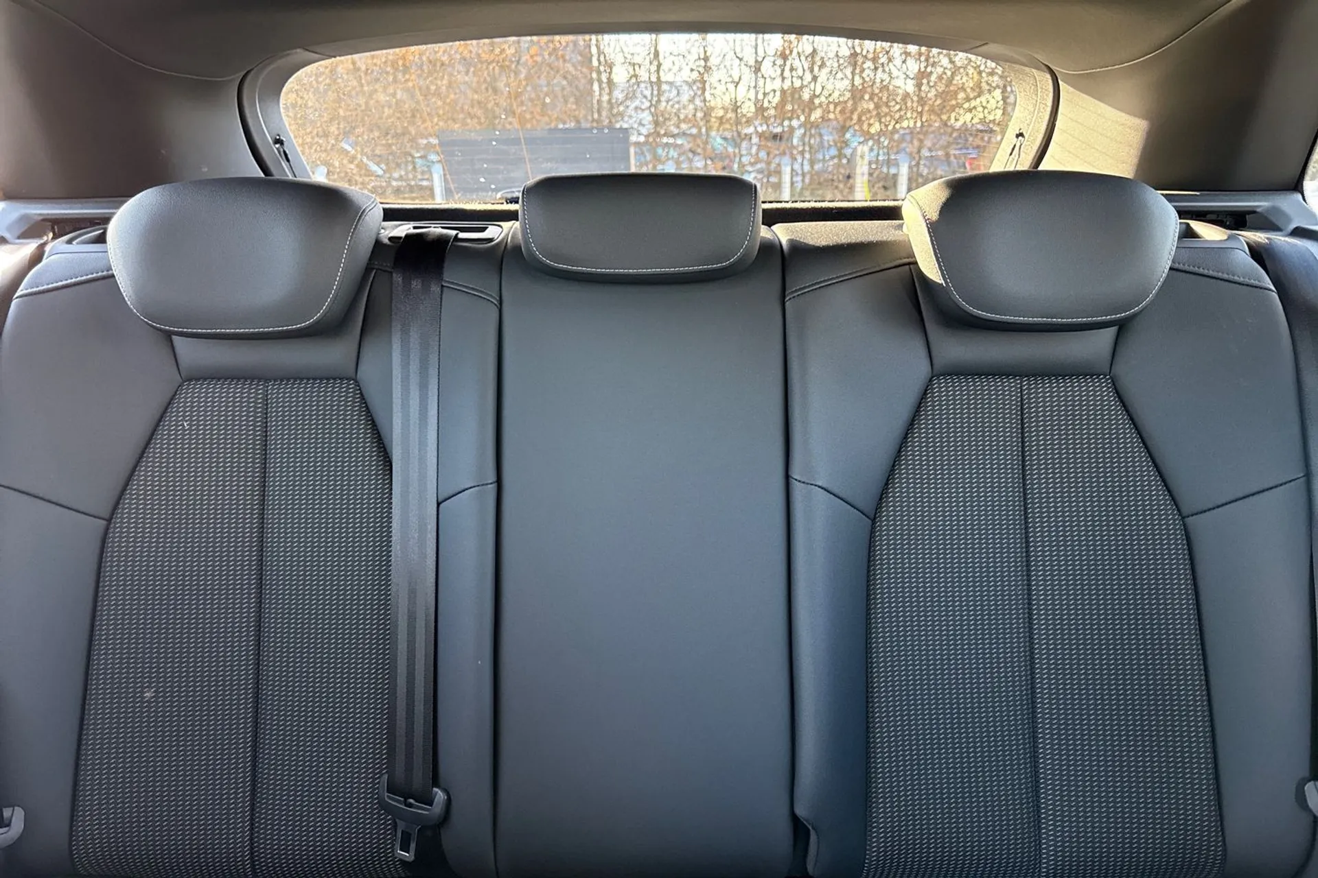 Audi Q4 thumbnail image number 44