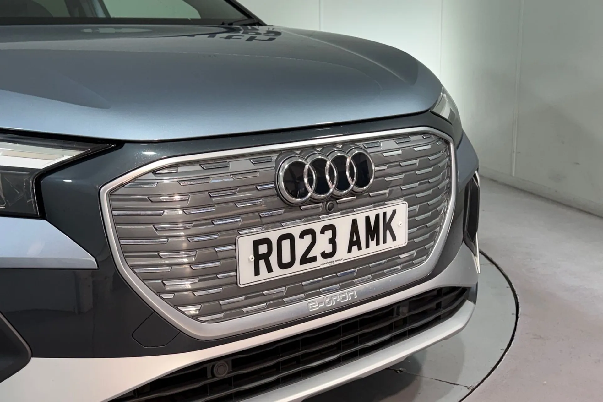 Audi Q4 thumbnail image number 11