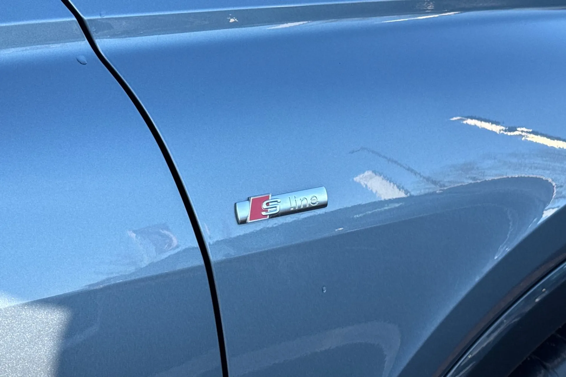 Audi Q4 thumbnail image number 27