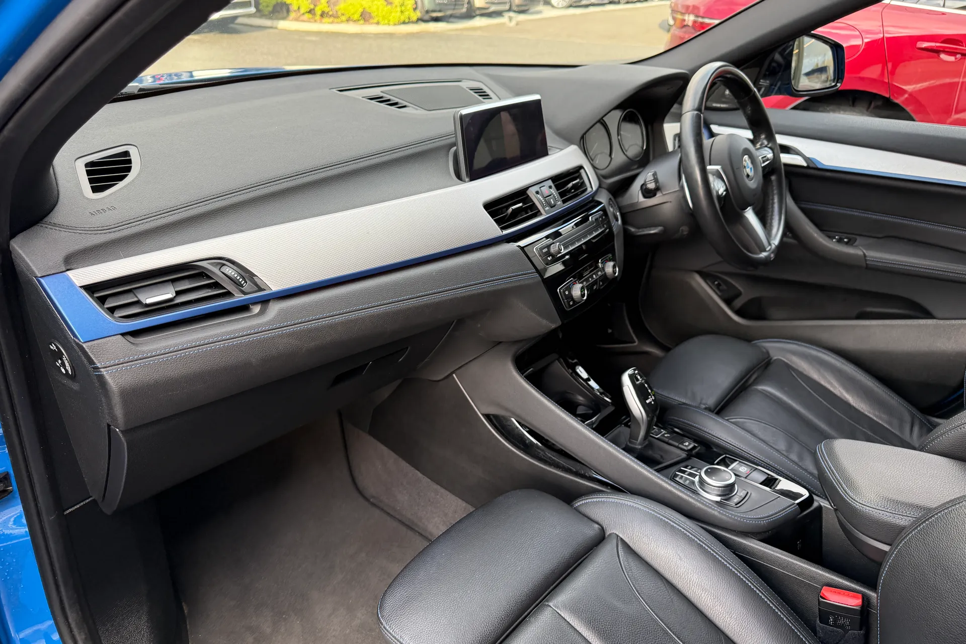 BMW X2 thumbnail image number 42