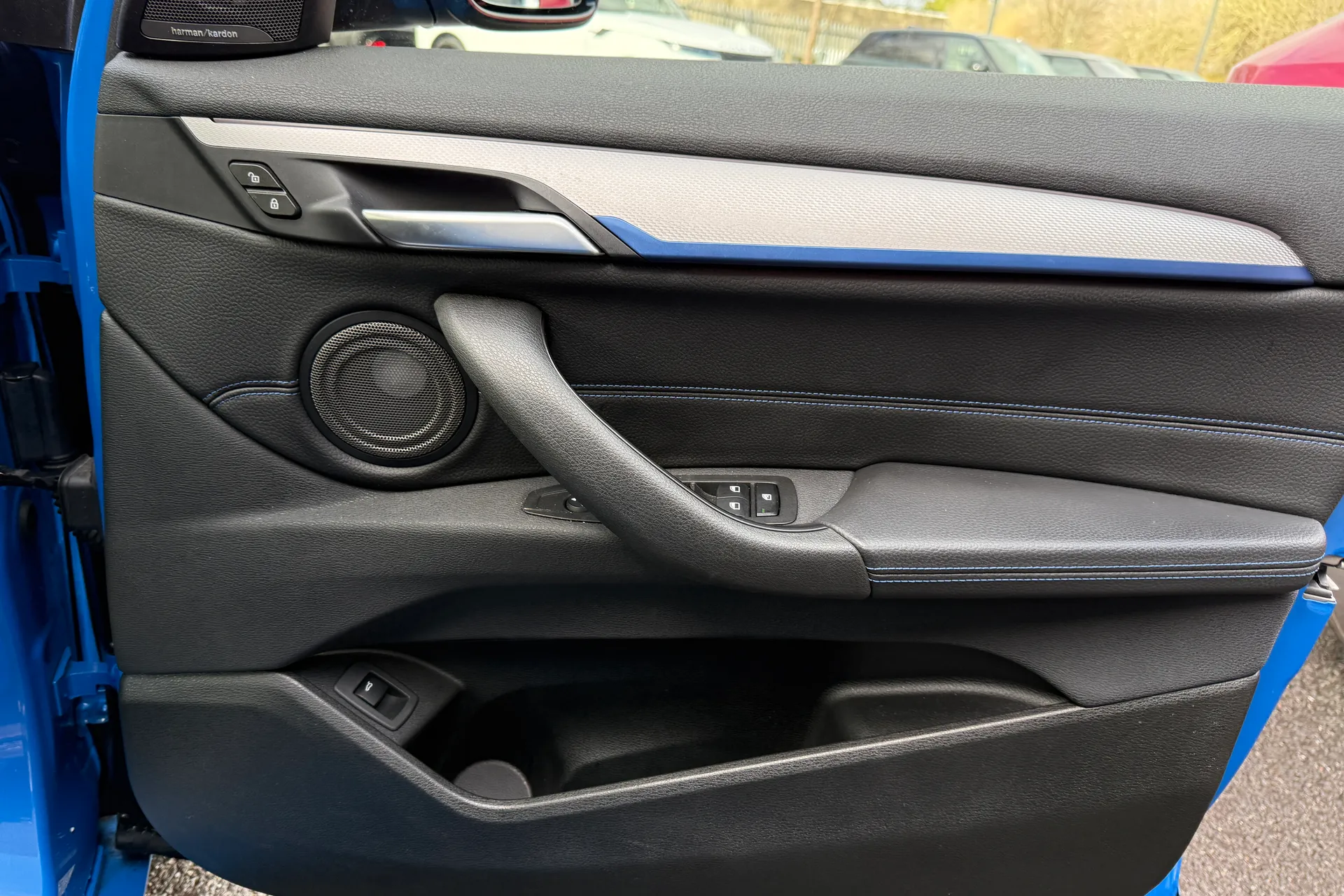 BMW X2 thumbnail image number 45