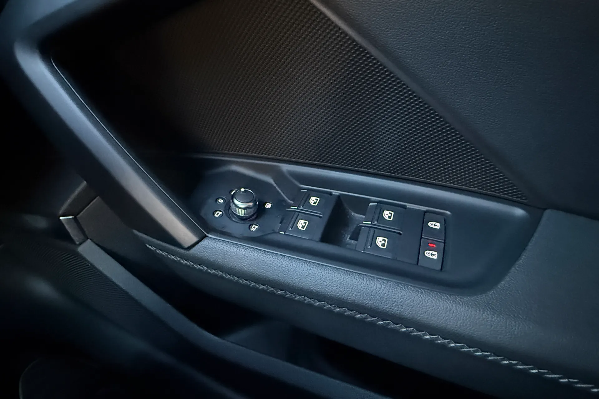 Audi A3 thumbnail image number 24