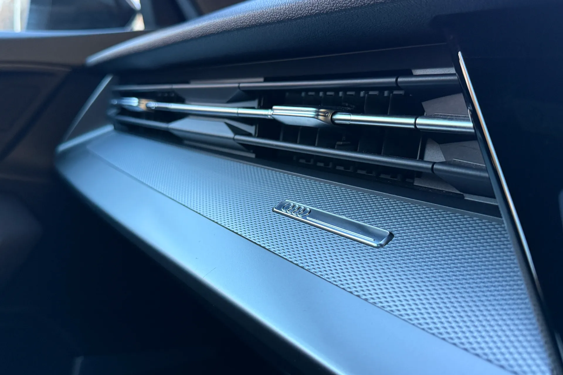 Audi A3 thumbnail image number 58