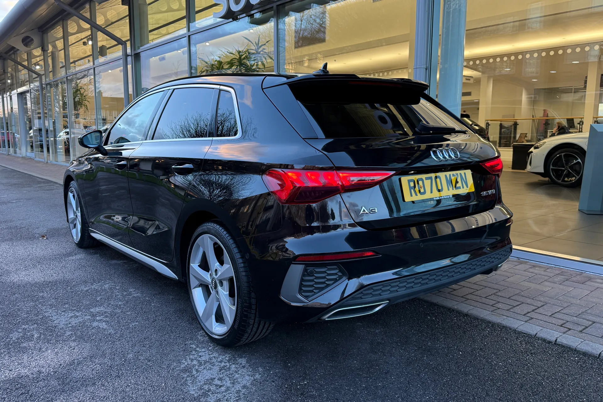 Audi A3 thumbnail image number 47