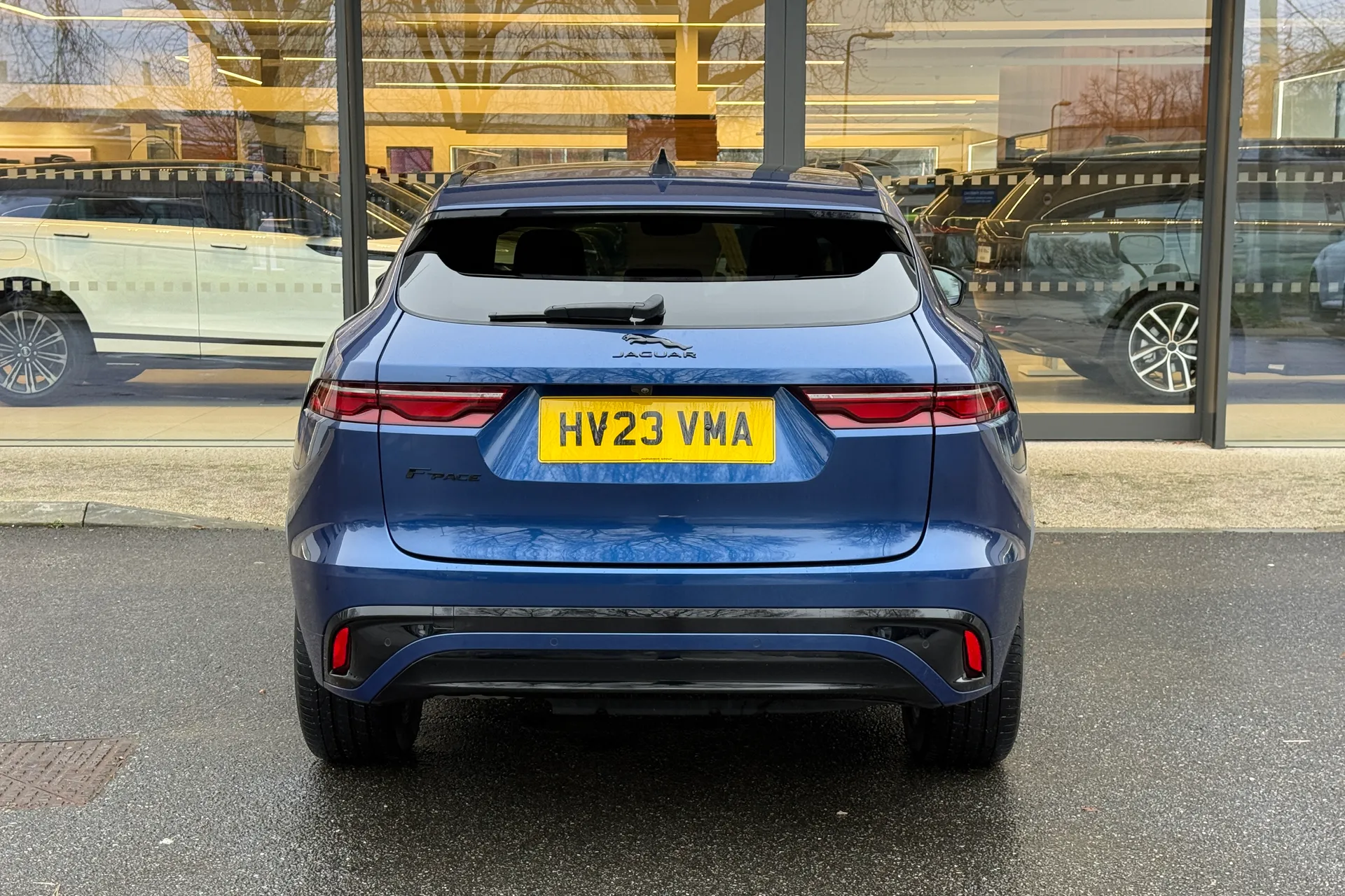 Jaguar F-PACE thumbnail image number 8