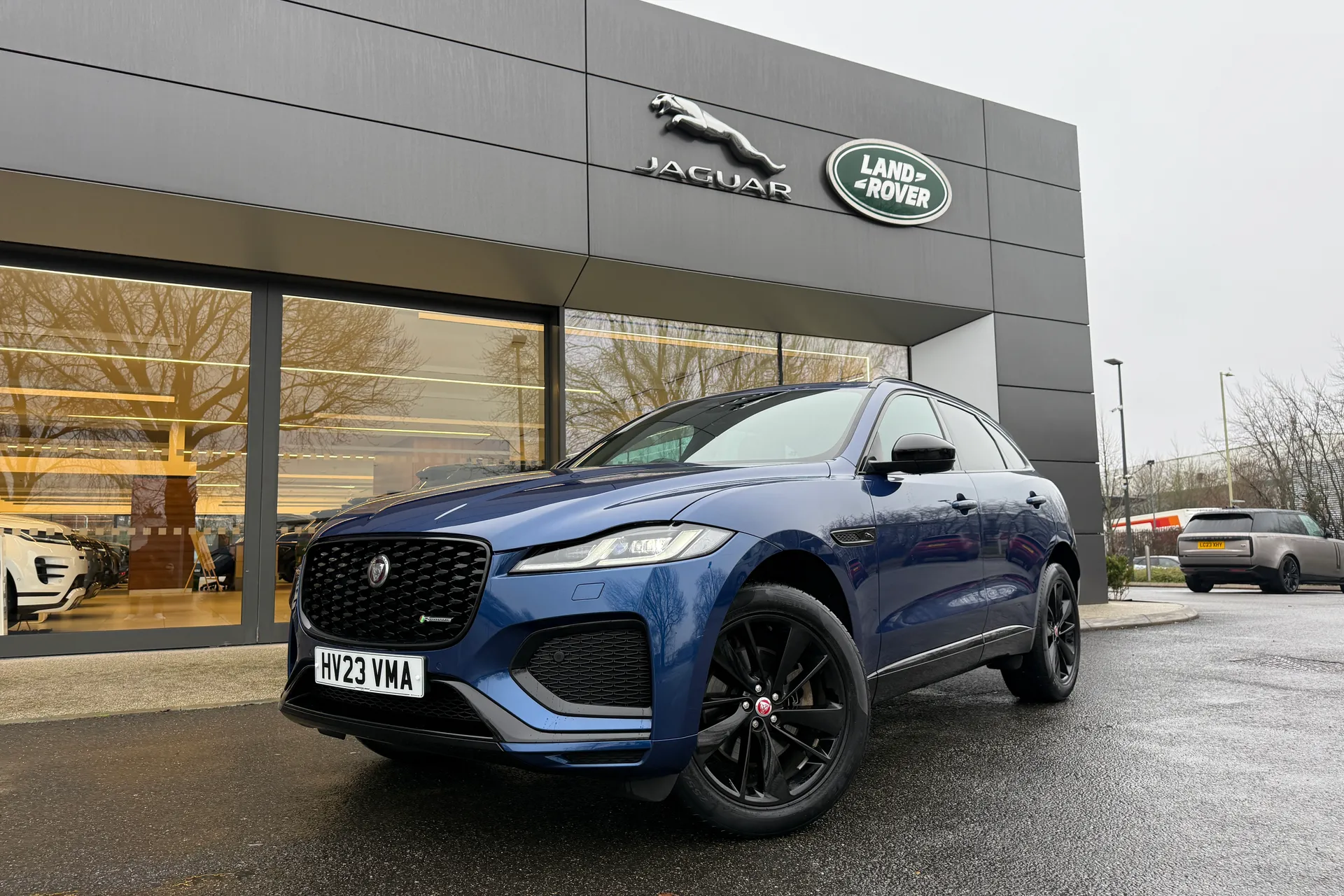 Jaguar F-PACE focused image