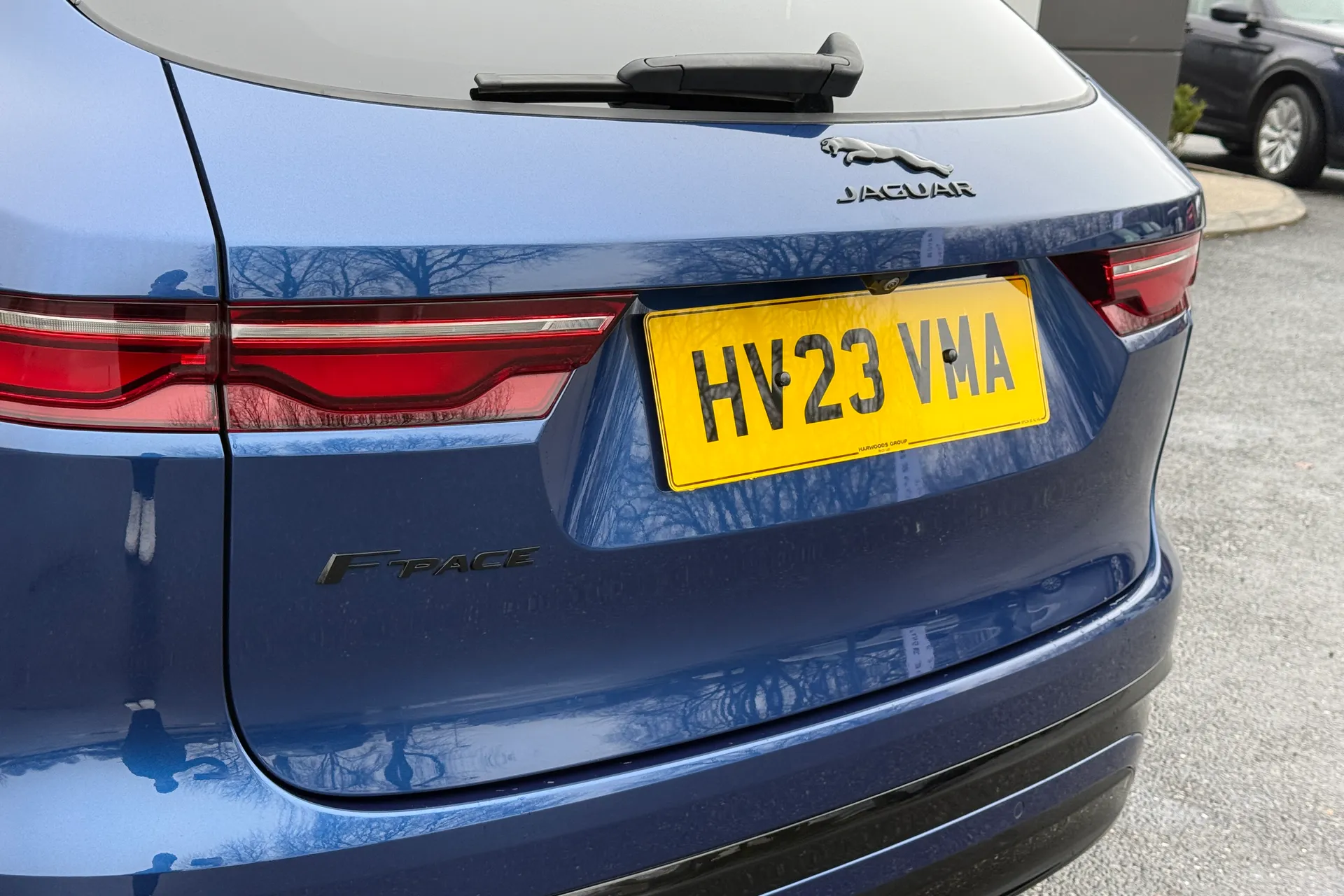 Jaguar F-PACE thumbnail image number 40