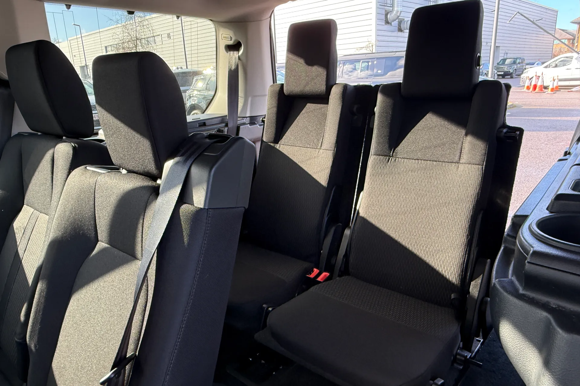 LAND ROVER DISCOVERY thumbnail image number 25