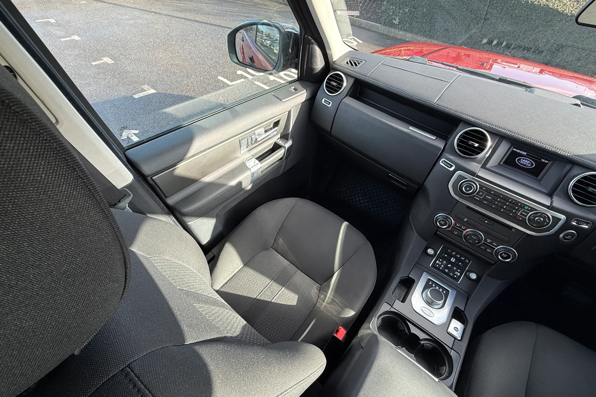 LAND ROVER DISCOVERY thumbnail image number 15