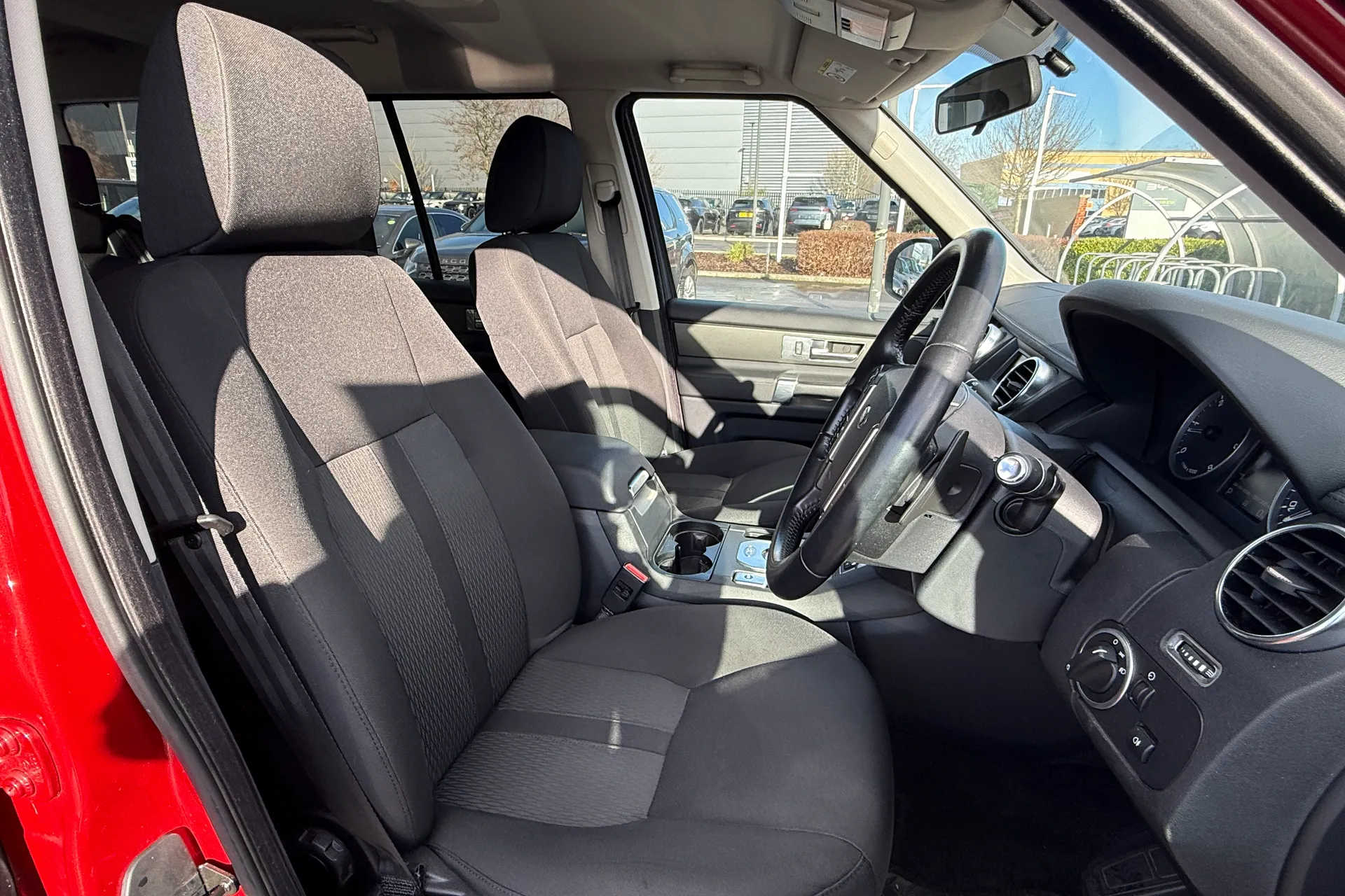 LAND ROVER DISCOVERY thumbnail image number 32