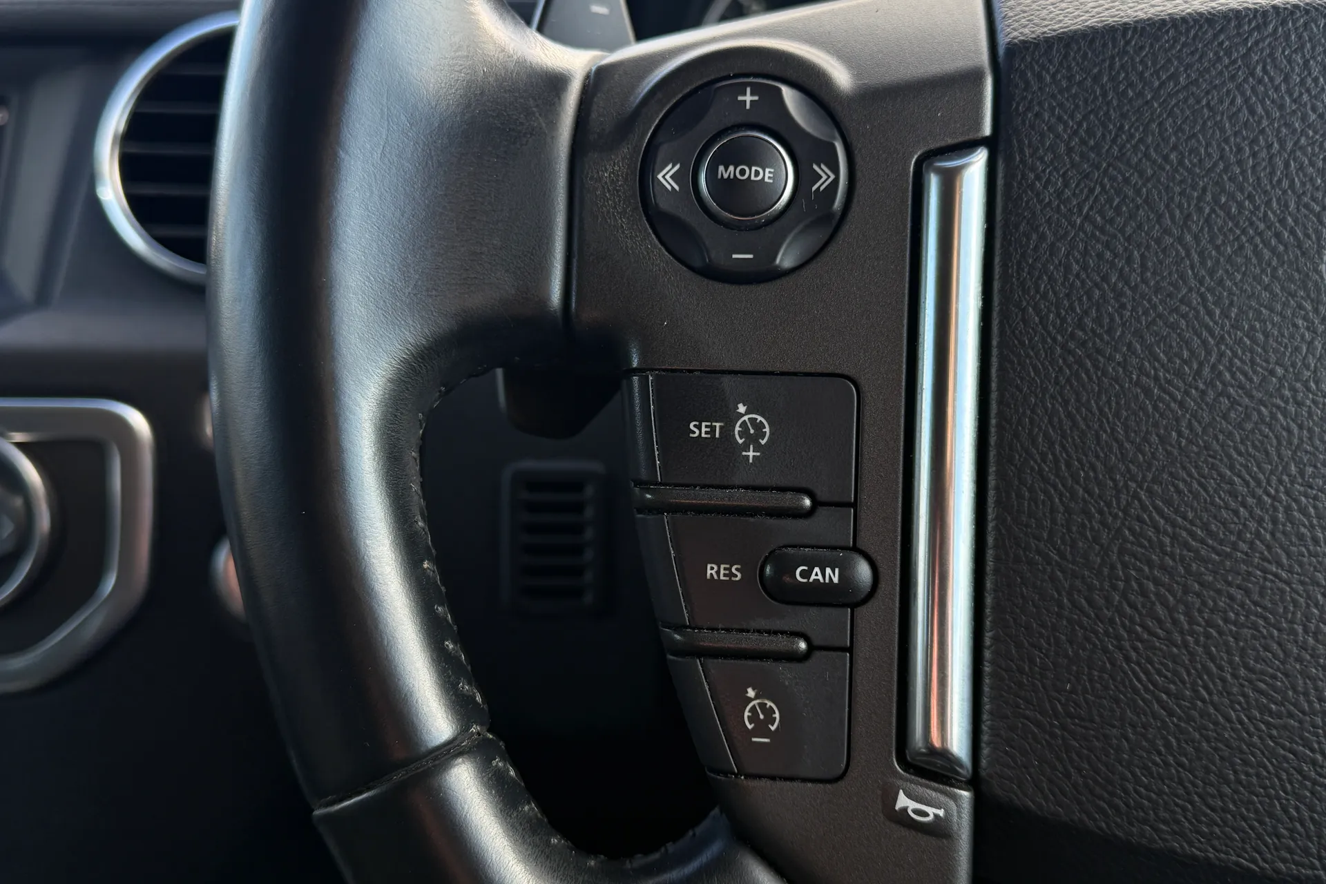 LAND ROVER DISCOVERY thumbnail image number 38