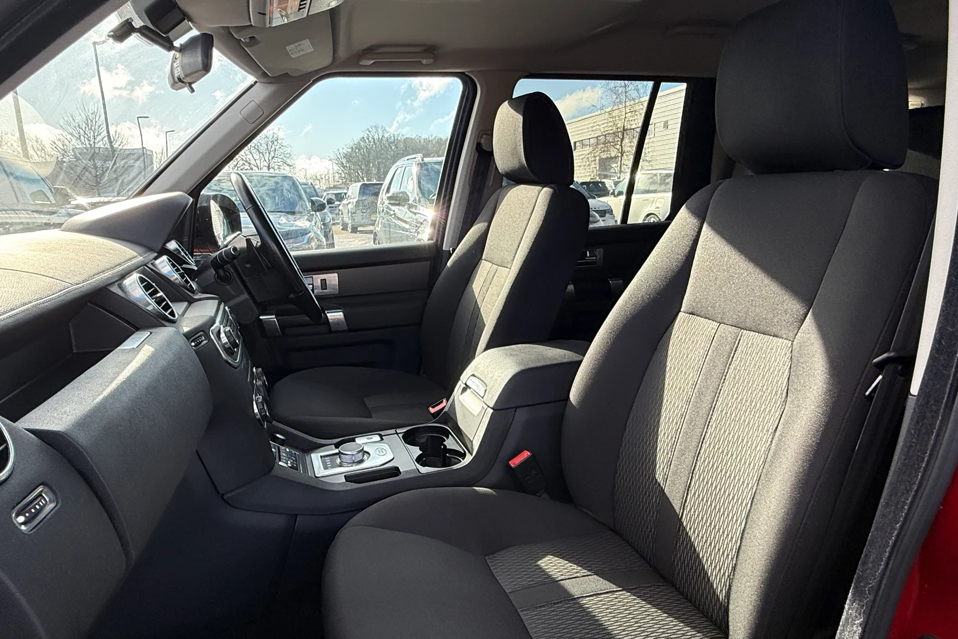 LAND ROVER DISCOVERY thumbnail image number 35