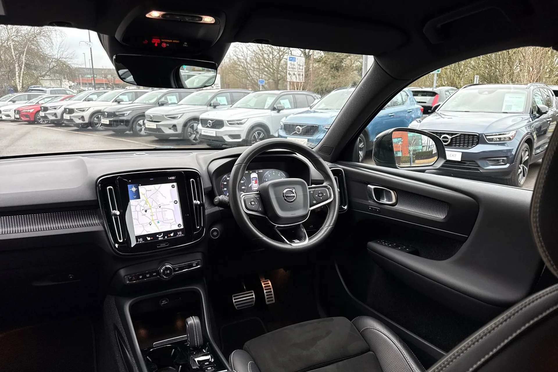 Volvo XC40 thumbnail image number 31