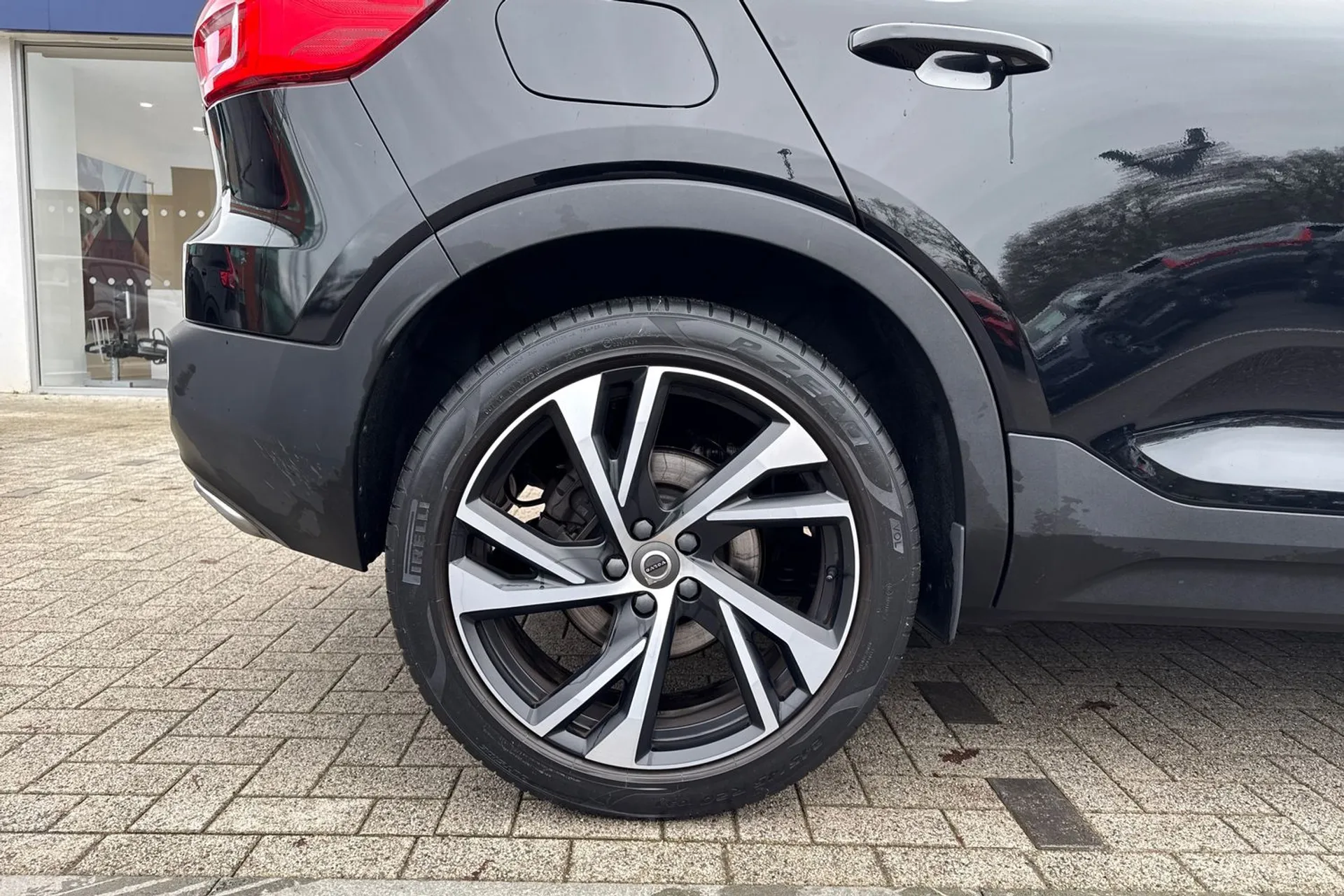 Volvo XC40 thumbnail image number 10