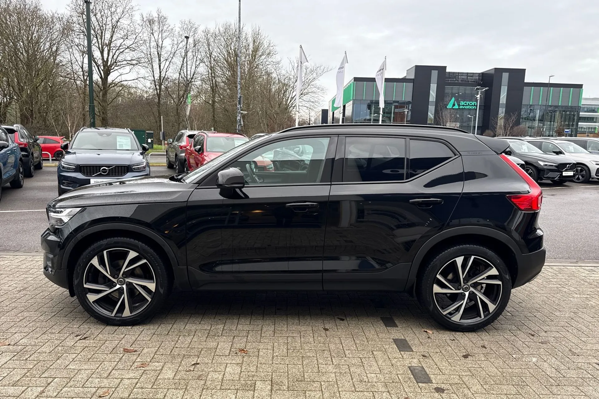 Volvo XC40 thumbnail image number 7