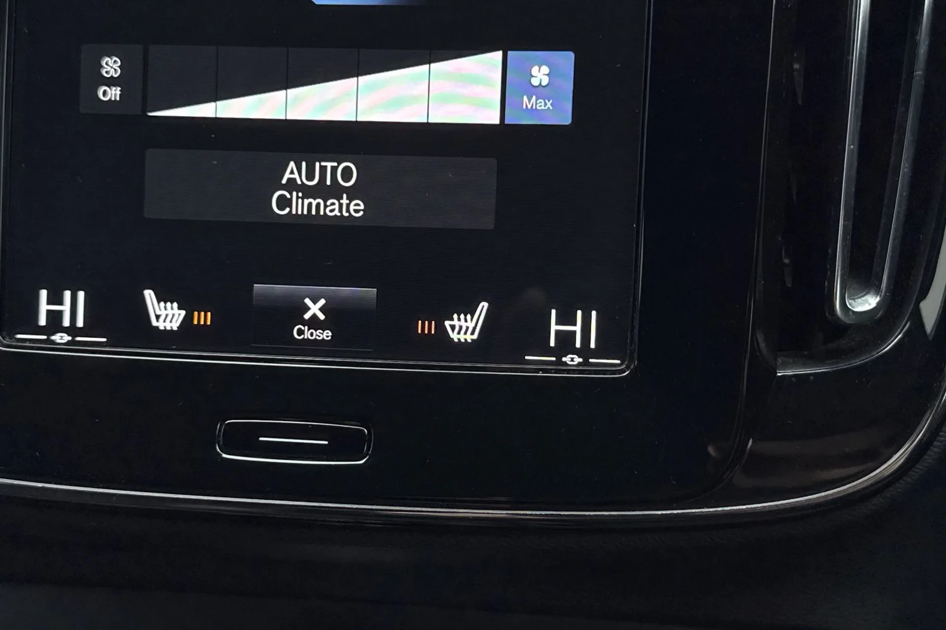 Volvo XC40 thumbnail image number 42