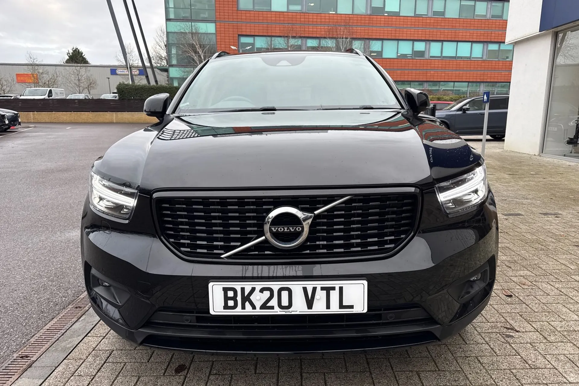 Volvo XC40 thumbnail image number 9