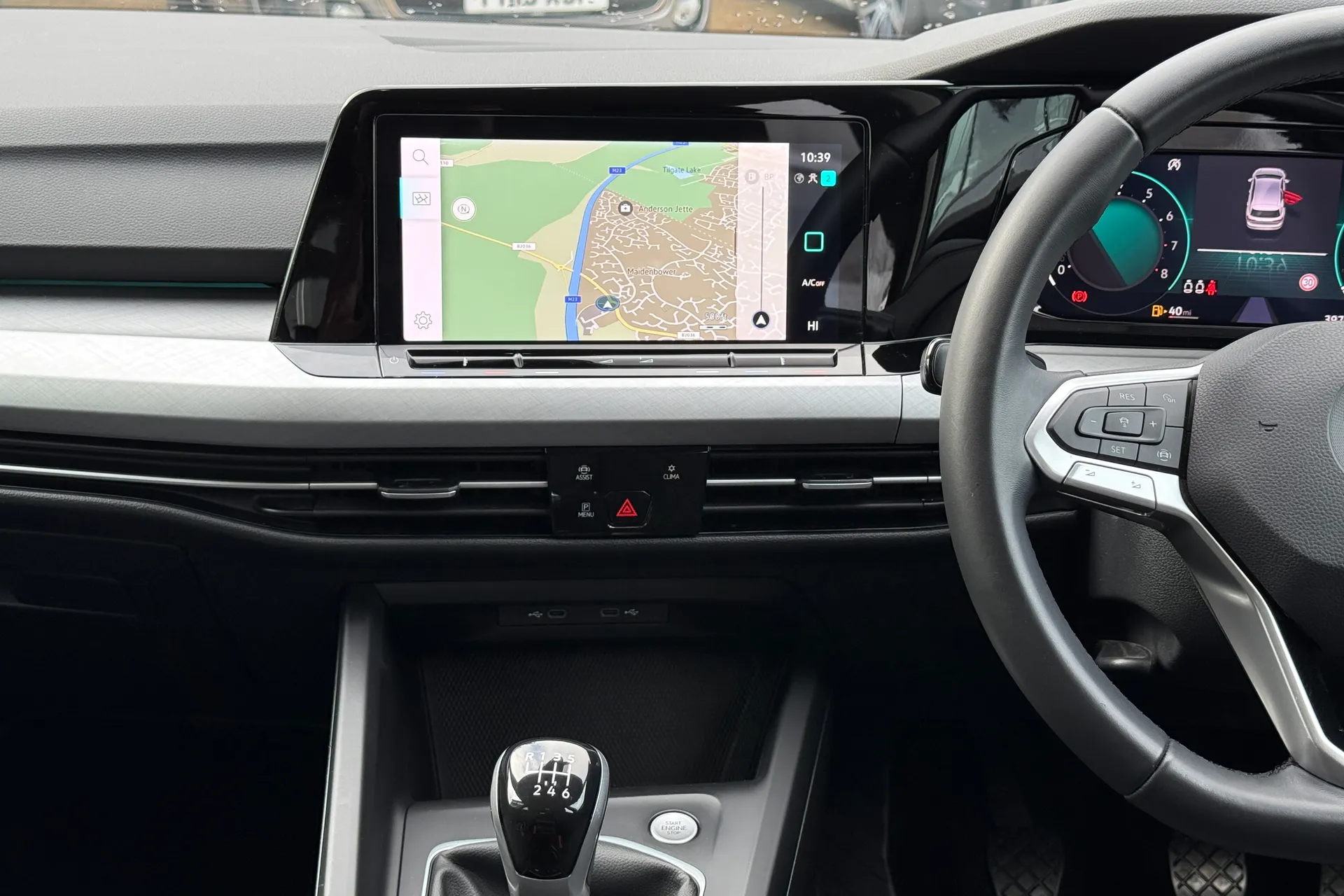 VOLKSWAGEN GOLF thumbnail image number 35