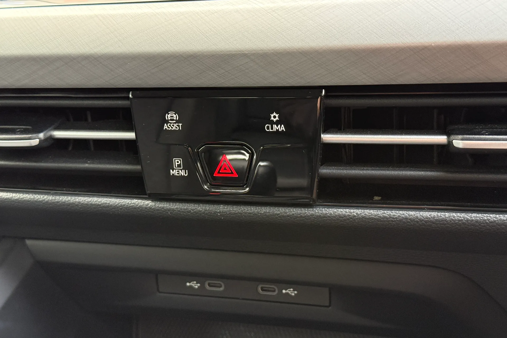 VOLKSWAGEN GOLF thumbnail image number 16