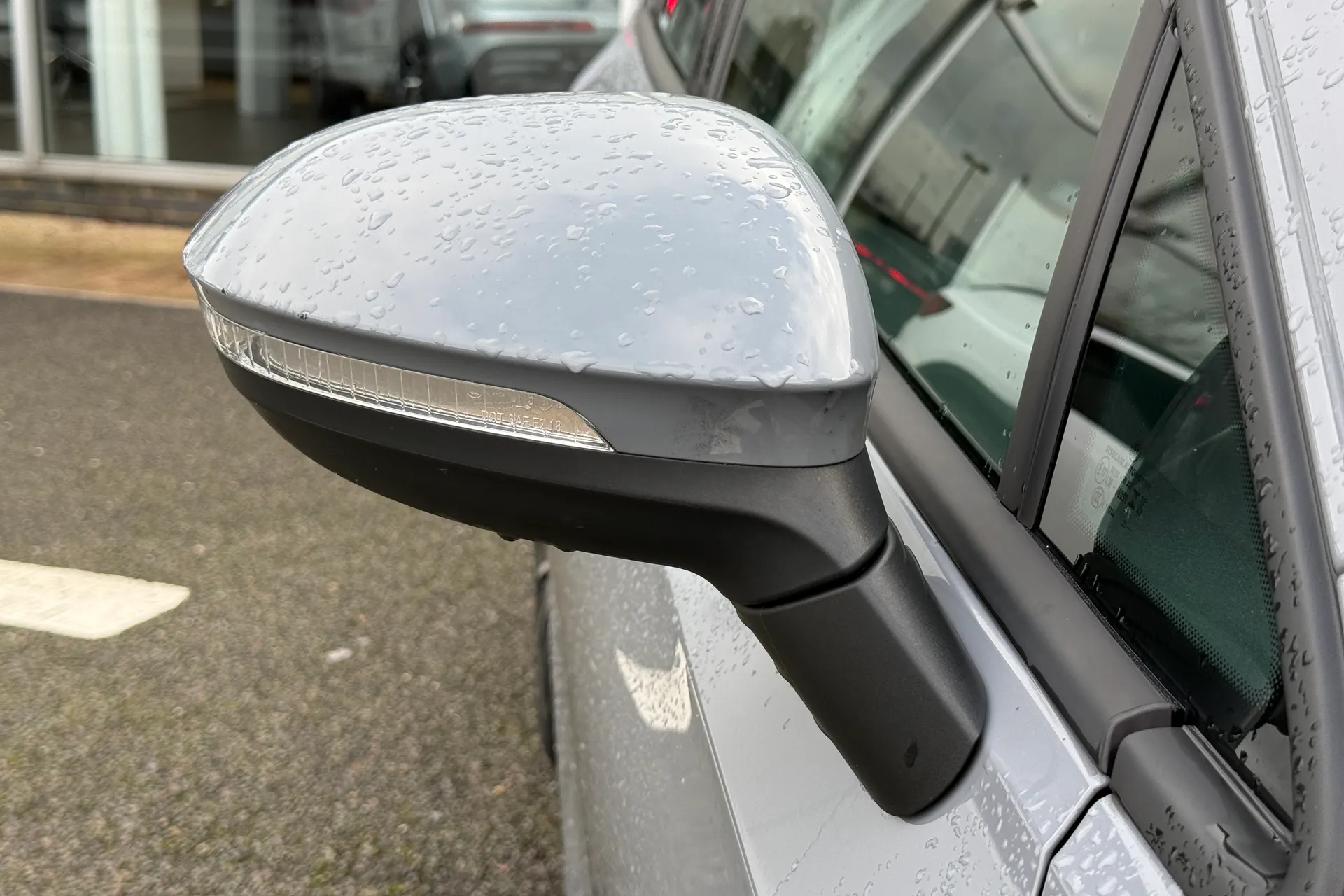 VOLKSWAGEN GOLF thumbnail image number 8