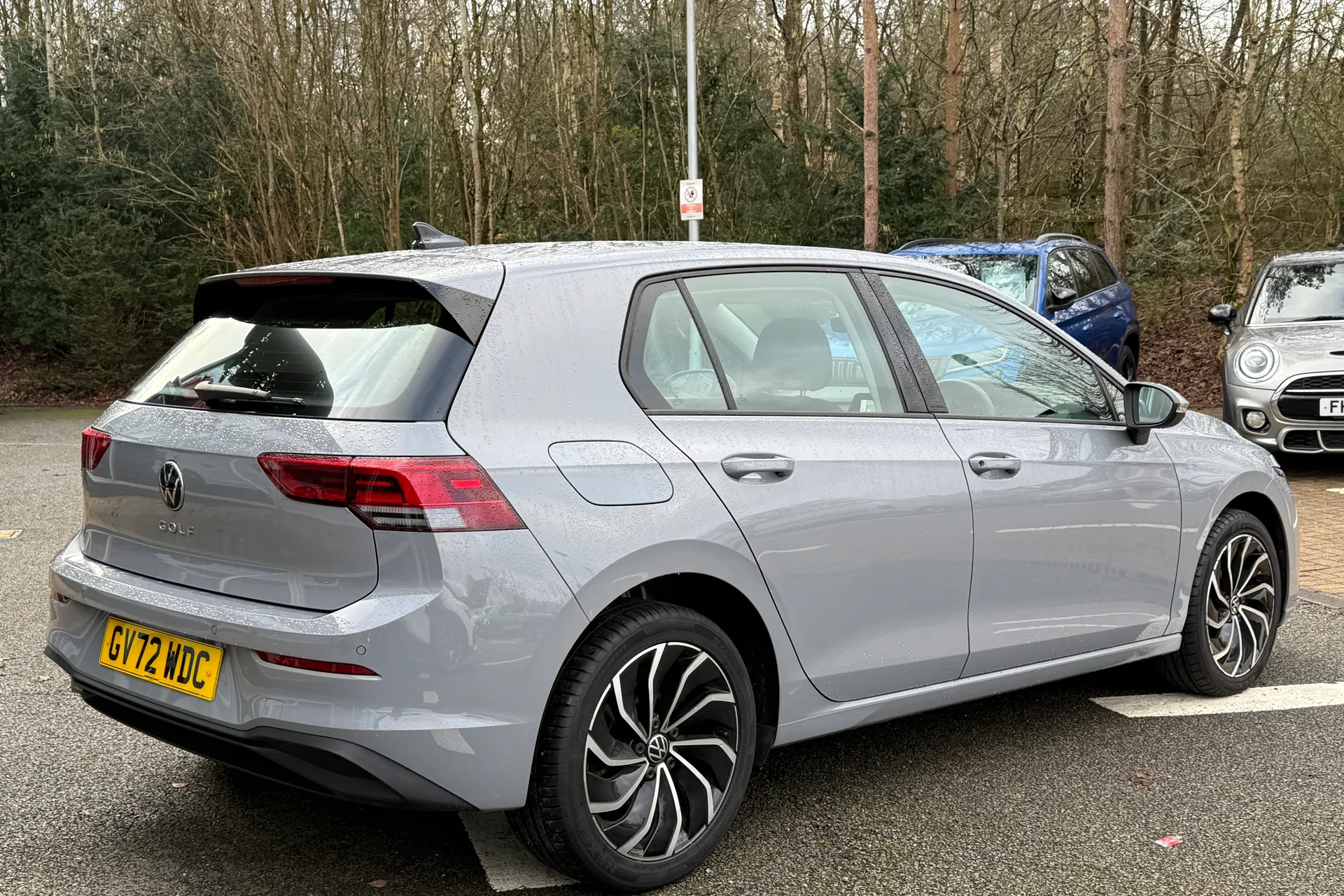 VOLKSWAGEN GOLF thumbnail image number 37