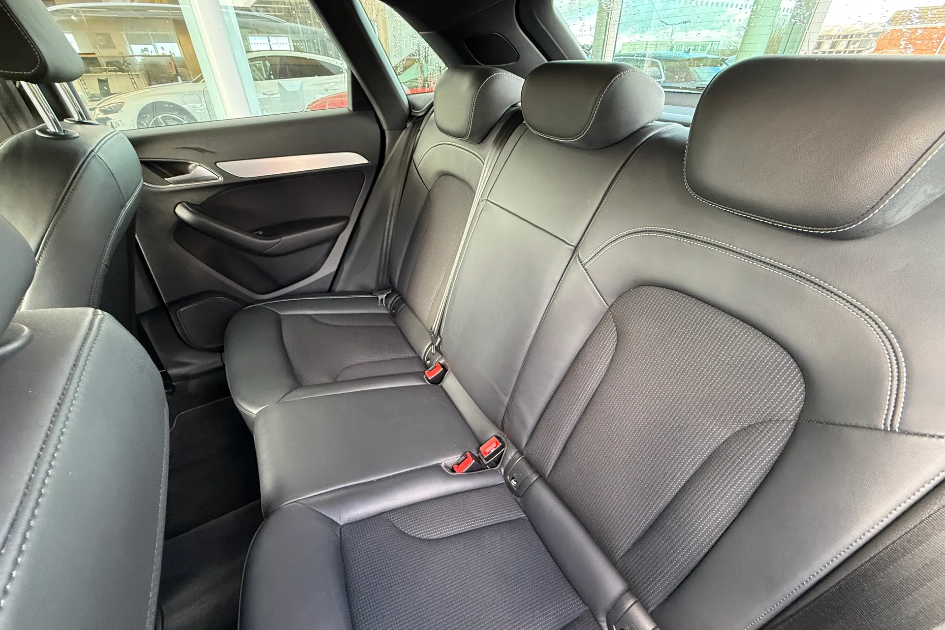 Audi Q3 thumbnail image number 55