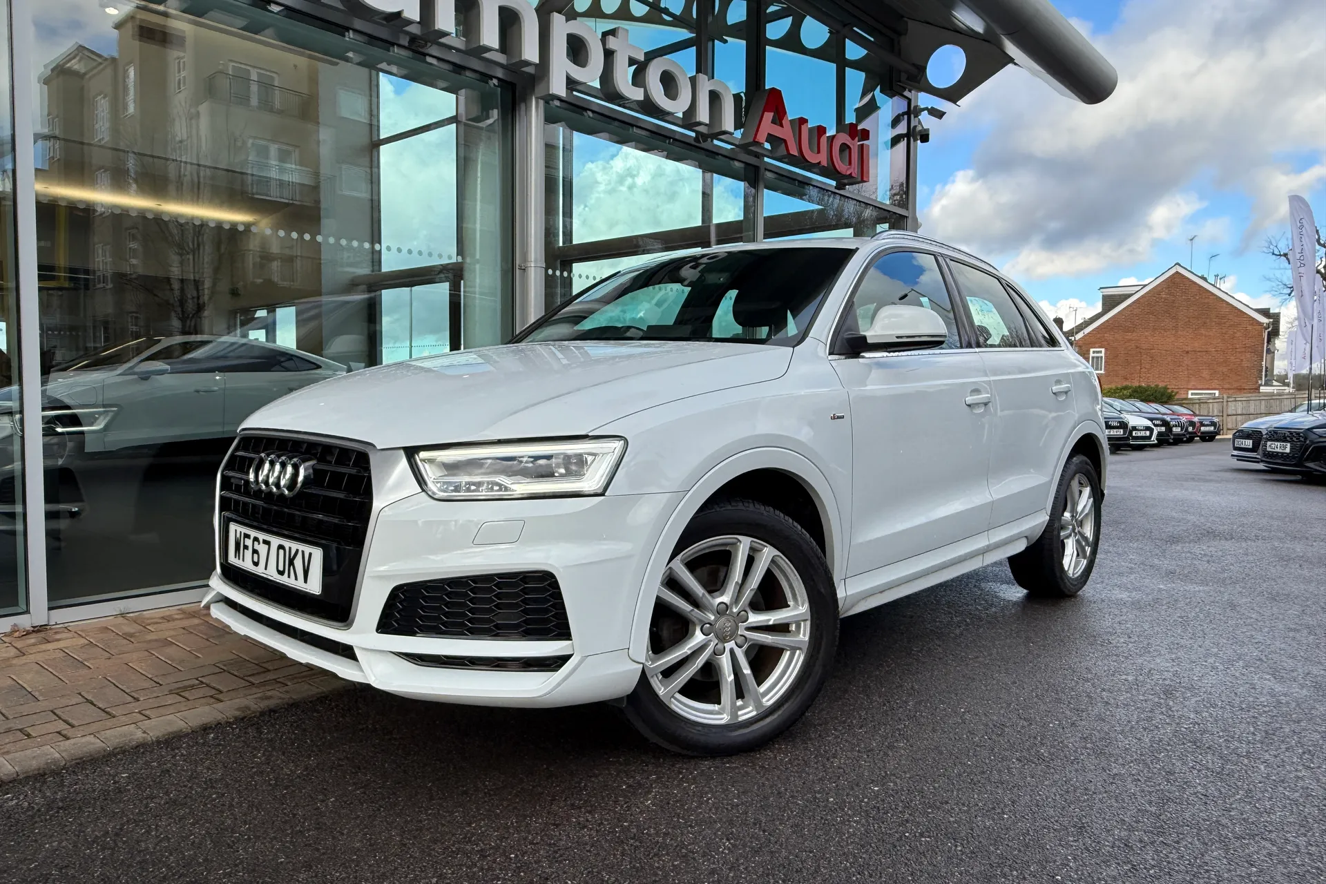 Audi Q3 thumbnail image number 62