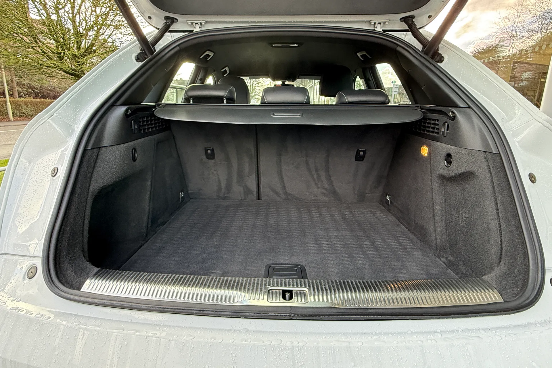 Audi Q3 thumbnail image number 47