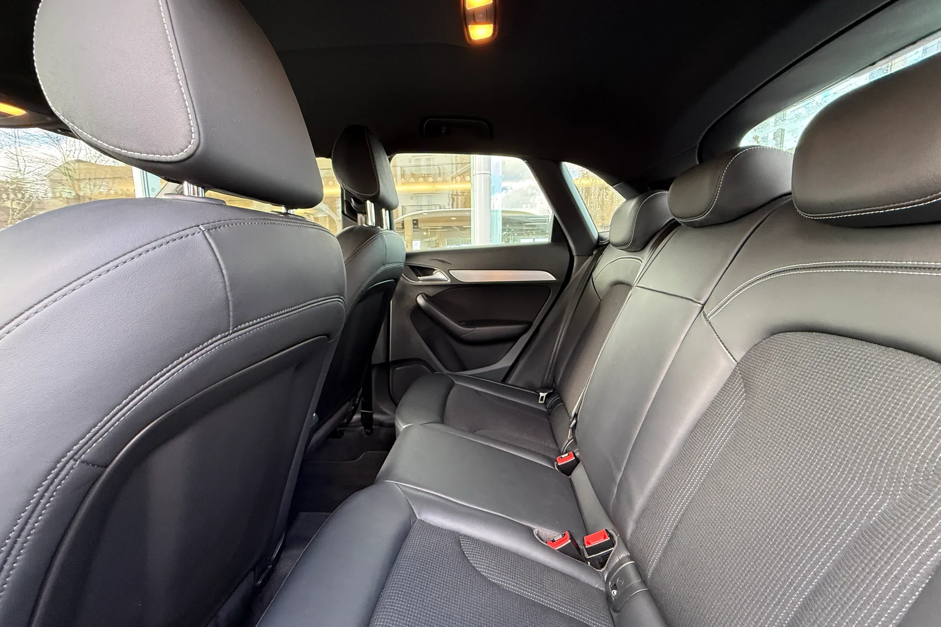 Audi Q3 thumbnail image number 54