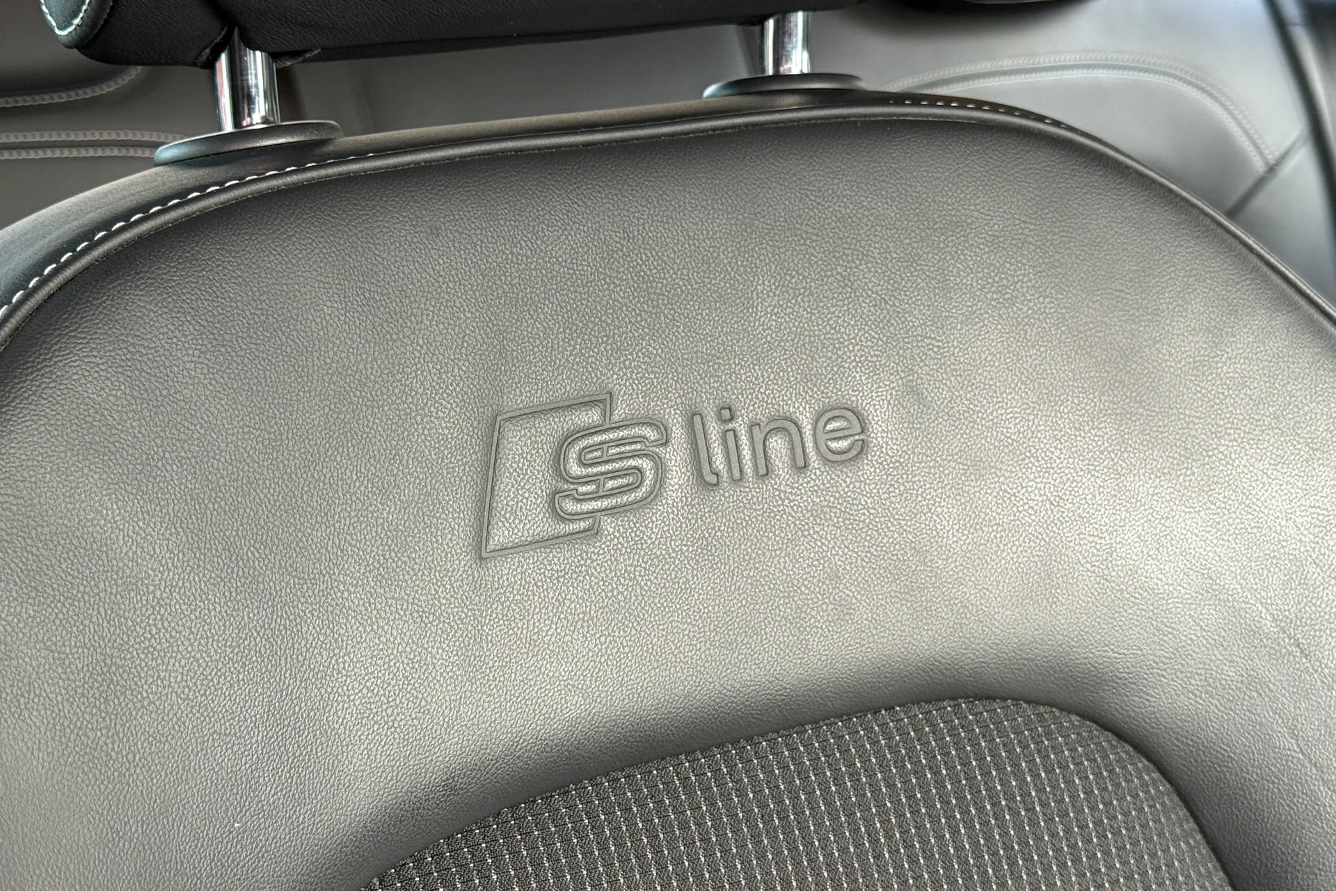 Audi Q3 thumbnail image number 34