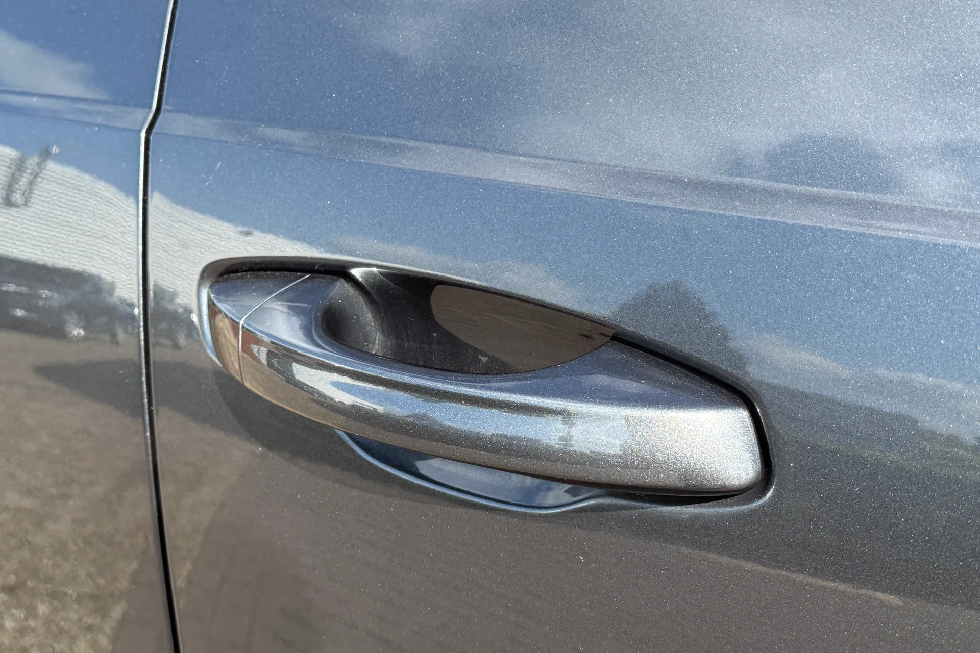 Audi Q3 thumbnail image number 53