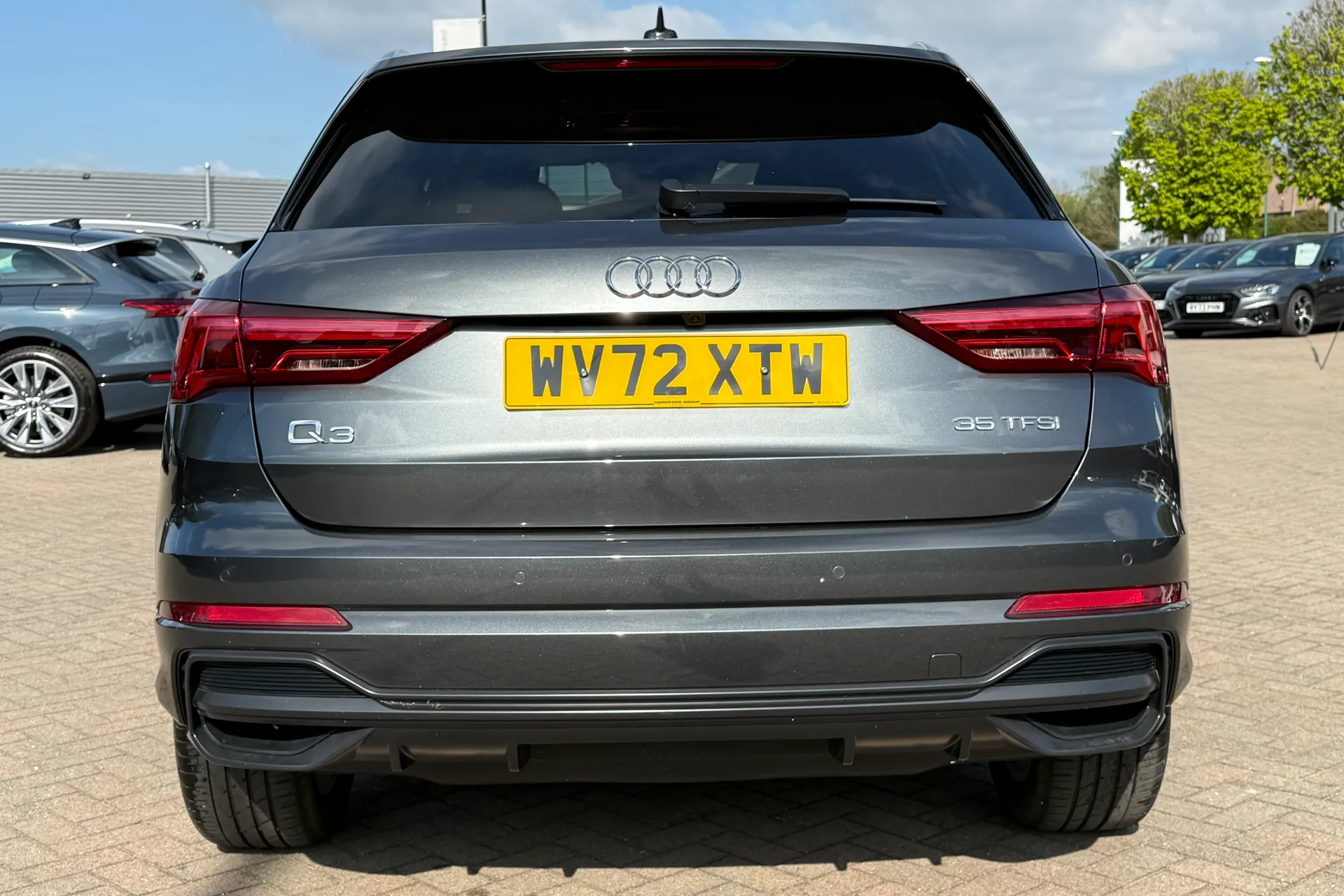 Audi Q3 thumbnail image number 34