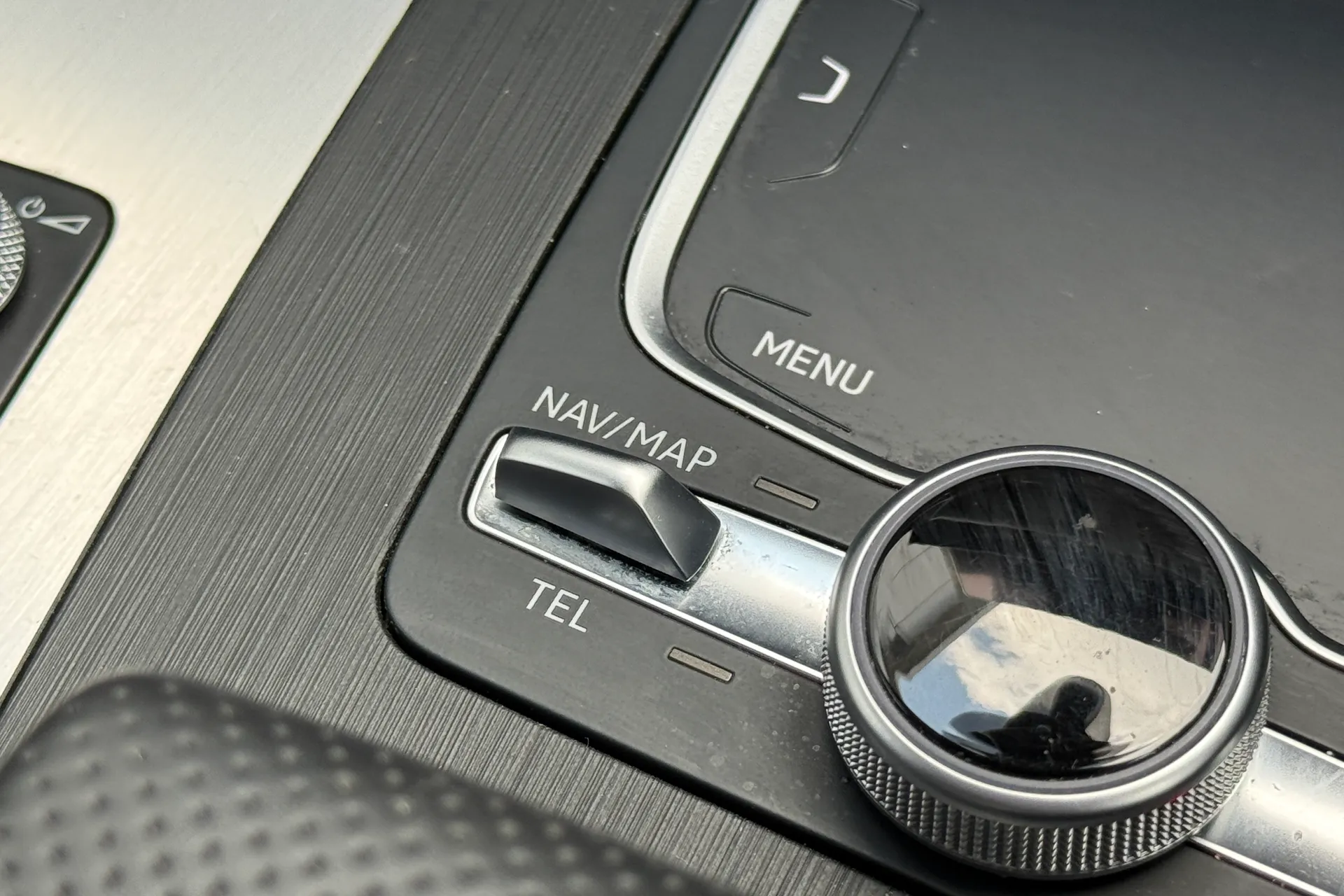 Audi Q5 thumbnail image number 28