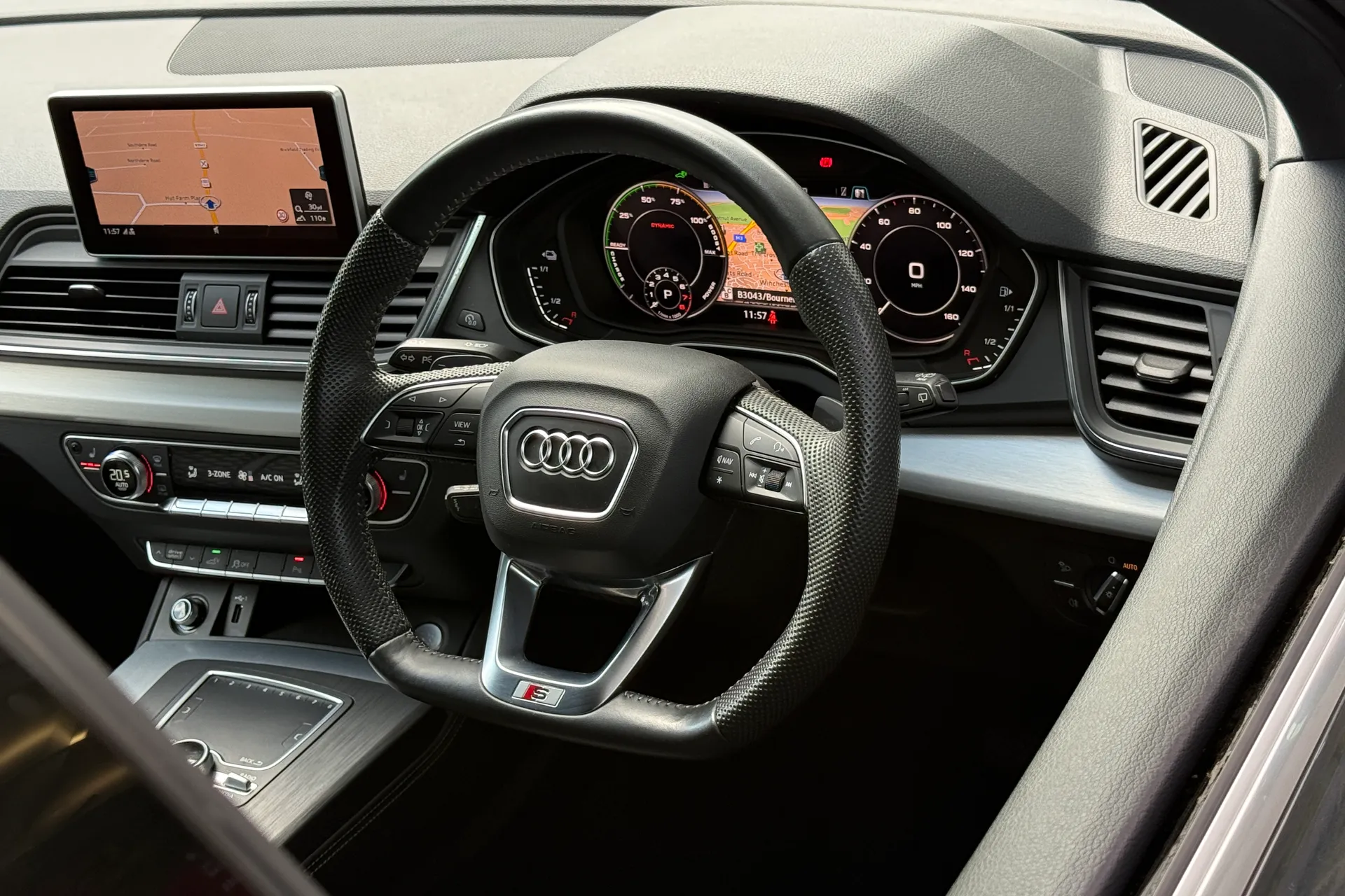 Audi Q5 thumbnail image number 42