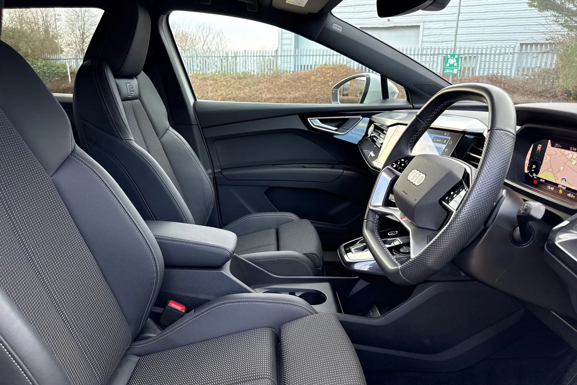 Audi Q4 thumbnail image number 44