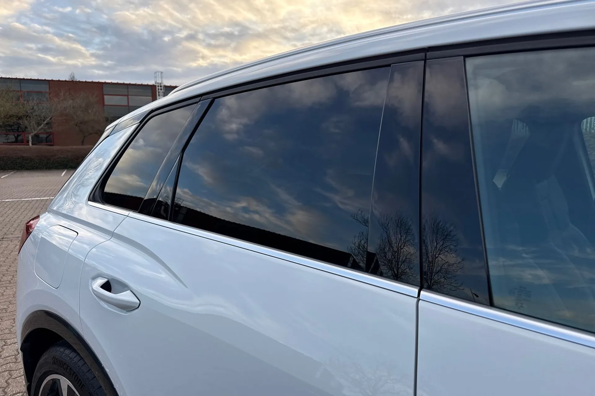 Audi Q4 thumbnail image number 26