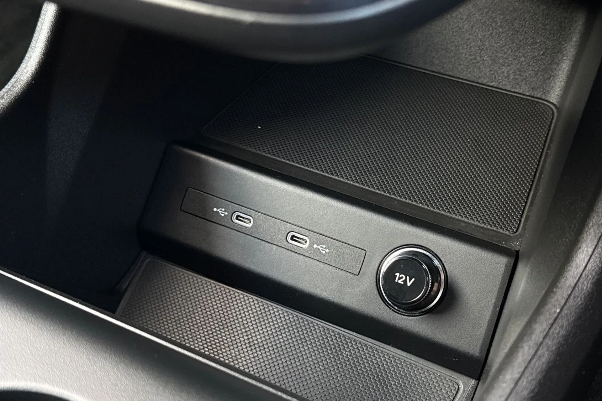 Audi Q4 thumbnail image number 29