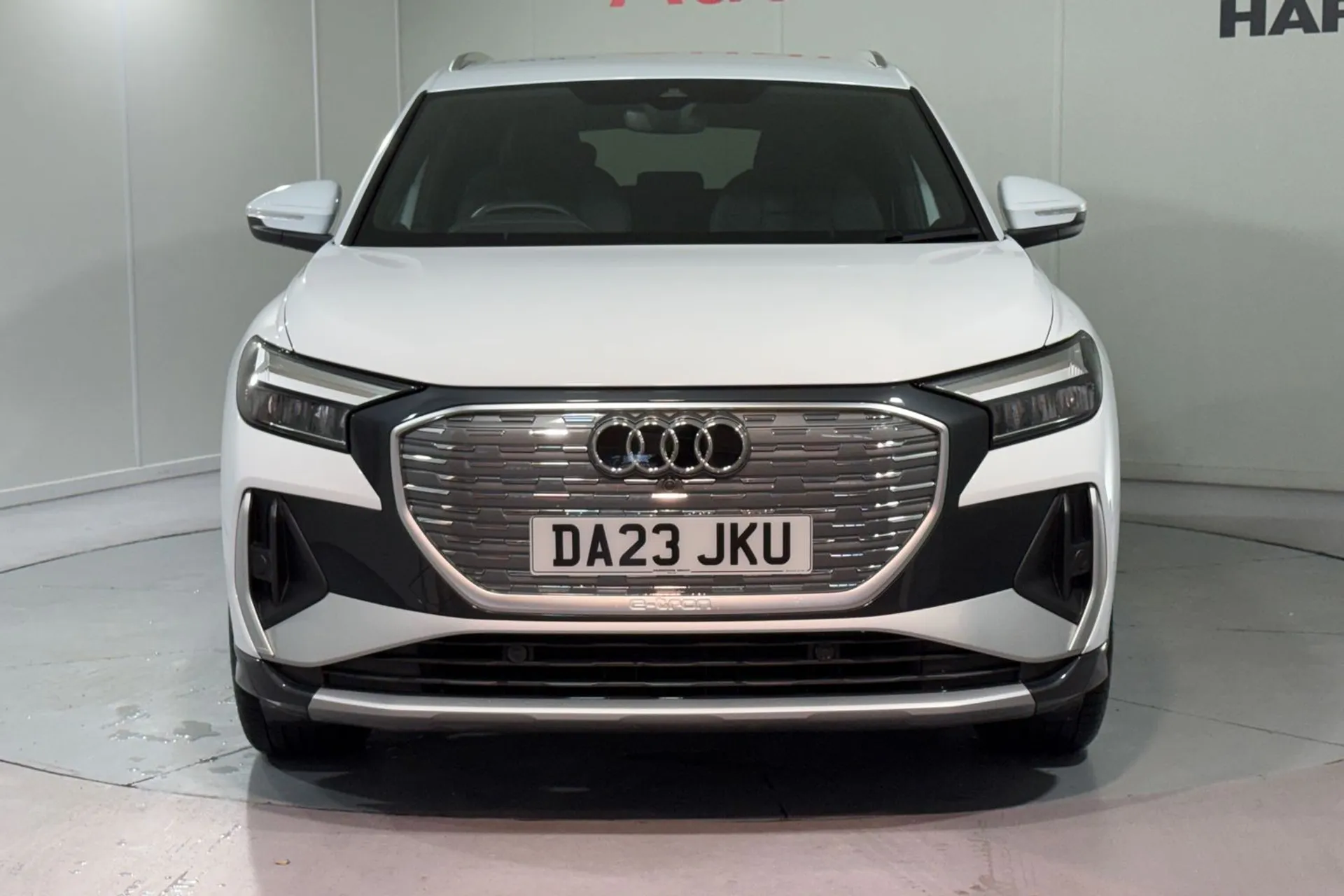 Audi Q4 thumbnail image number 20