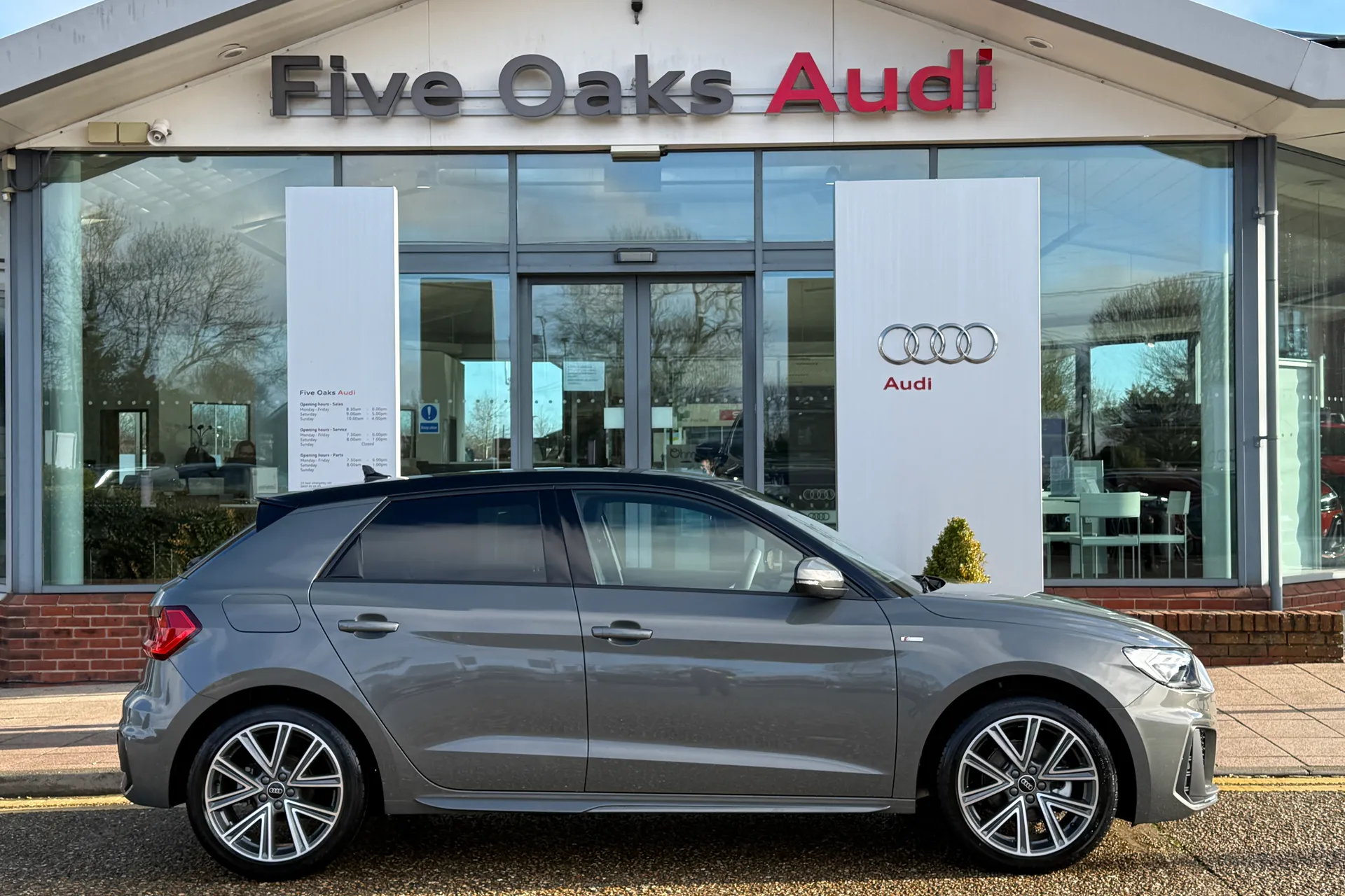 Audi A1 thumbnail image number 2