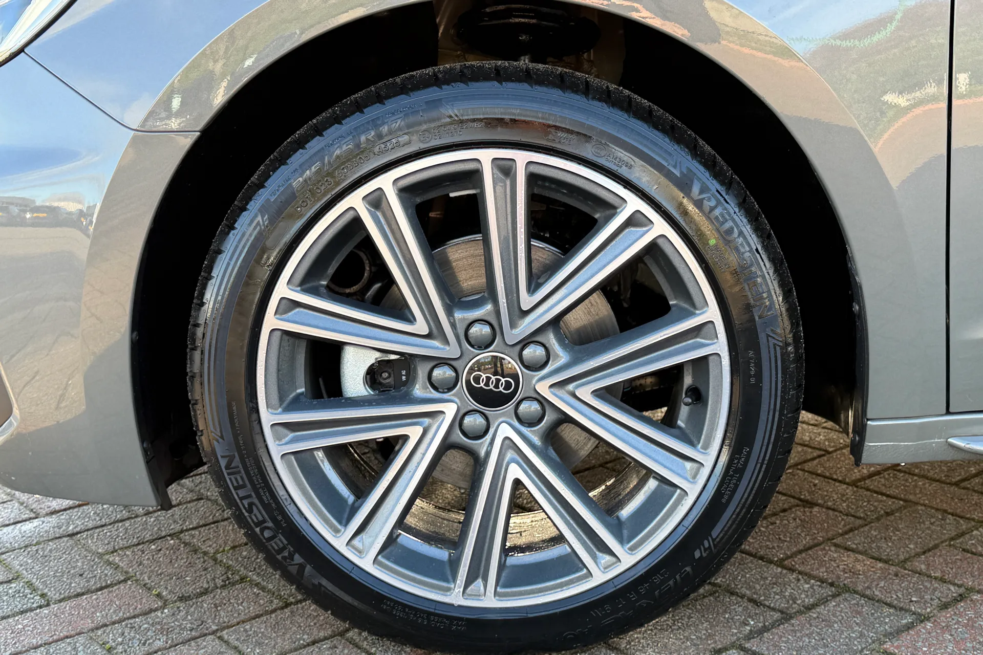 Audi A1 thumbnail image number 43