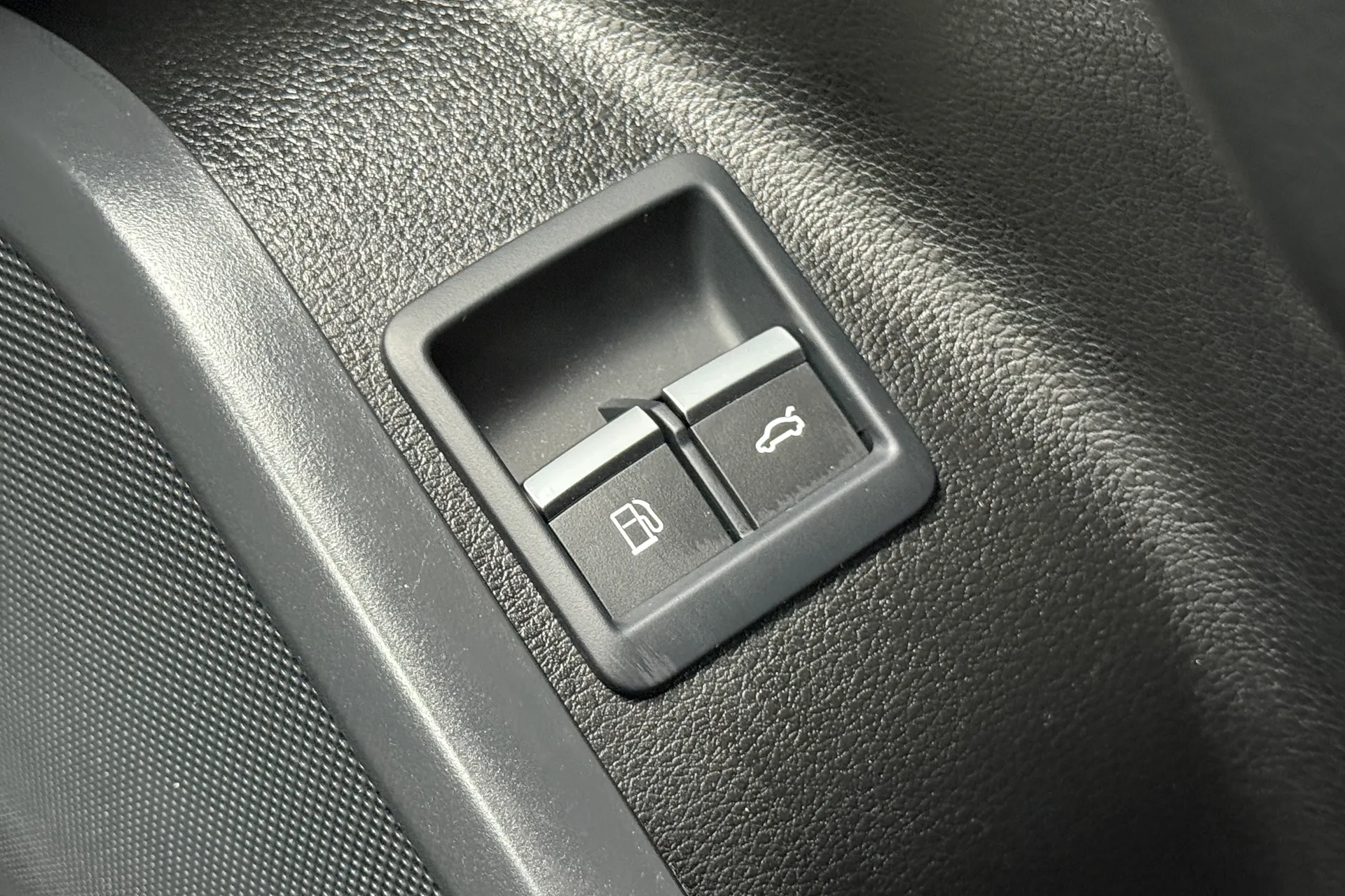 Audi Q5 thumbnail image number 23