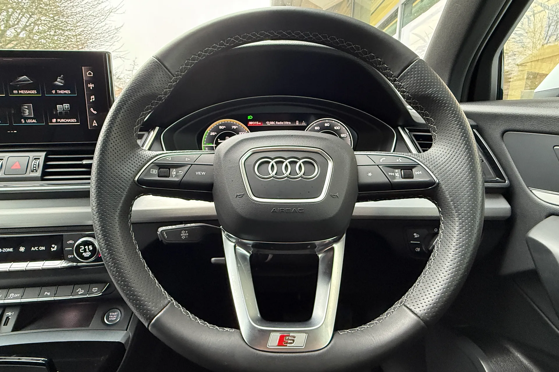 Audi Q5 thumbnail image number 21