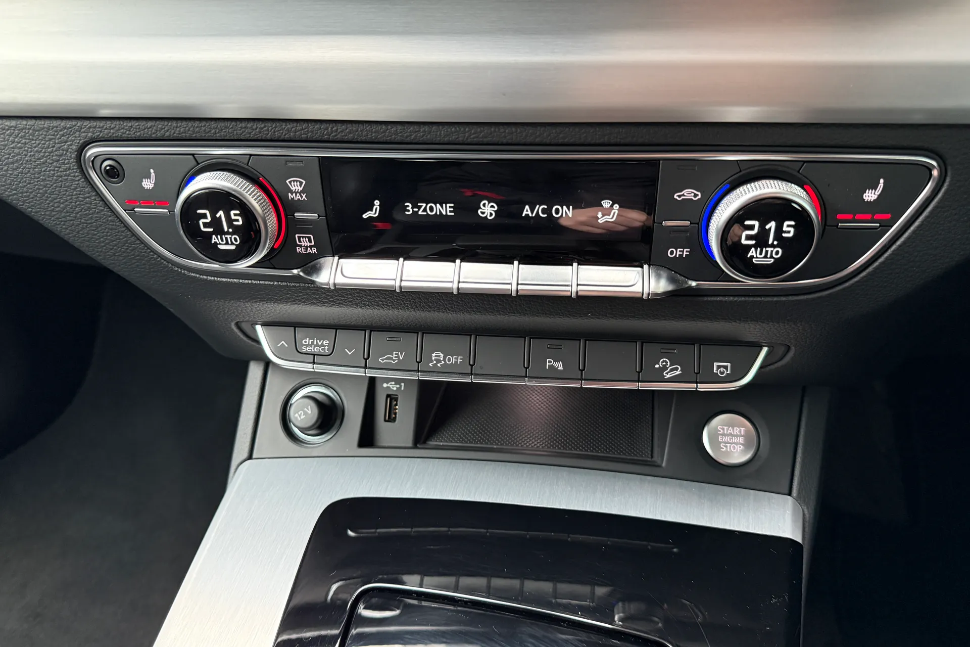 Audi Q5 thumbnail image number 14