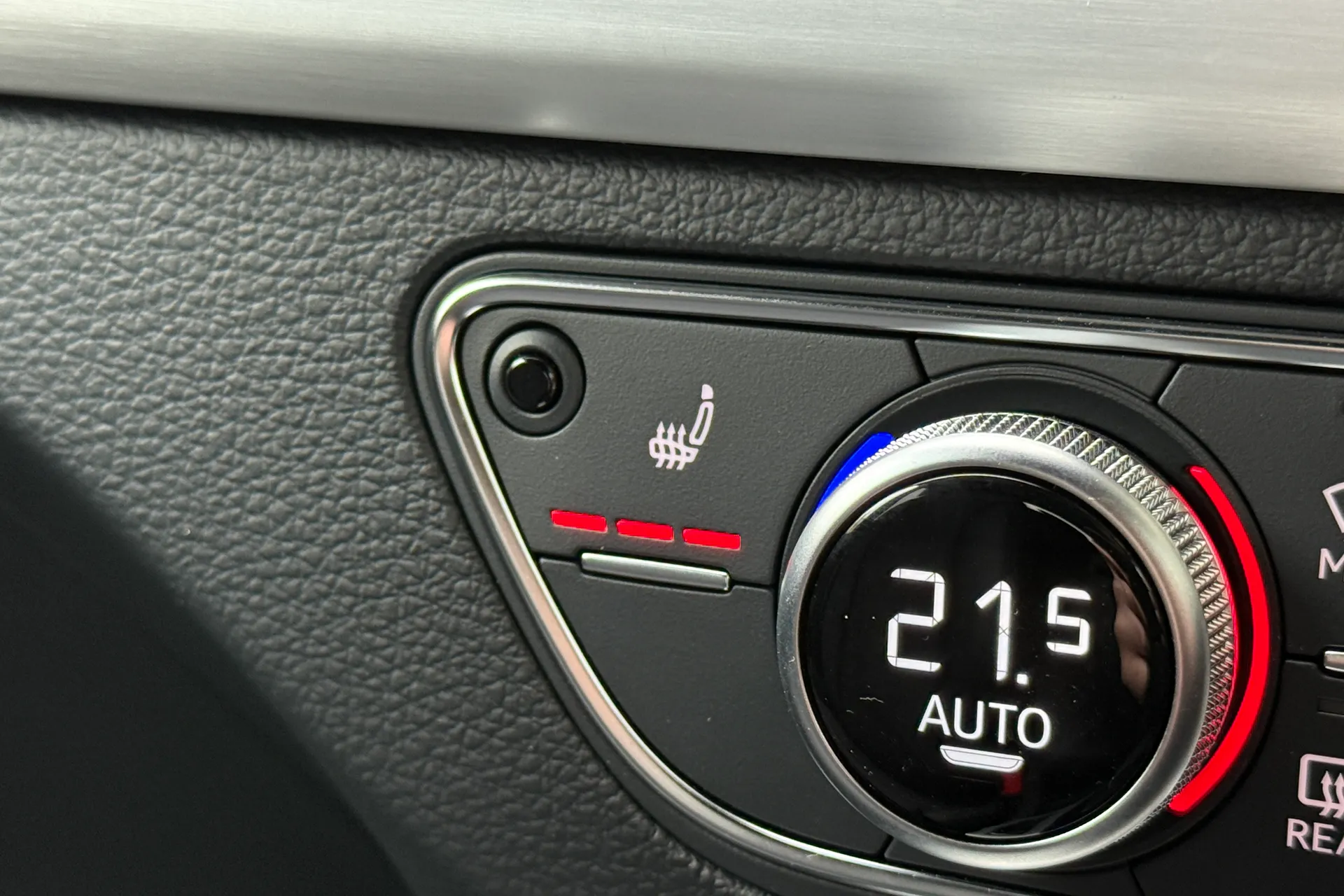 Audi Q5 thumbnail image number 9